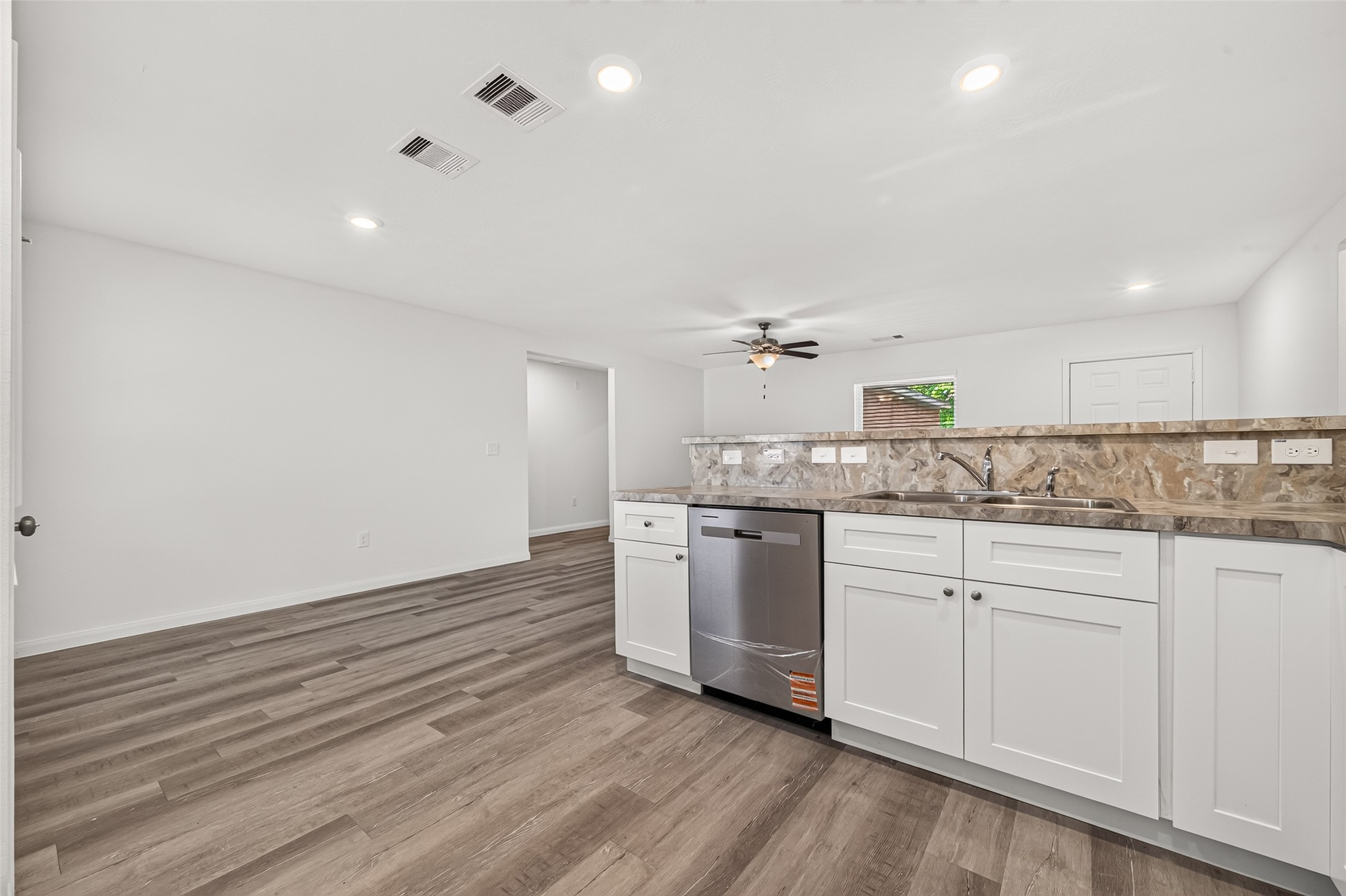 24130 Spring Mill Lane Property Photo 14