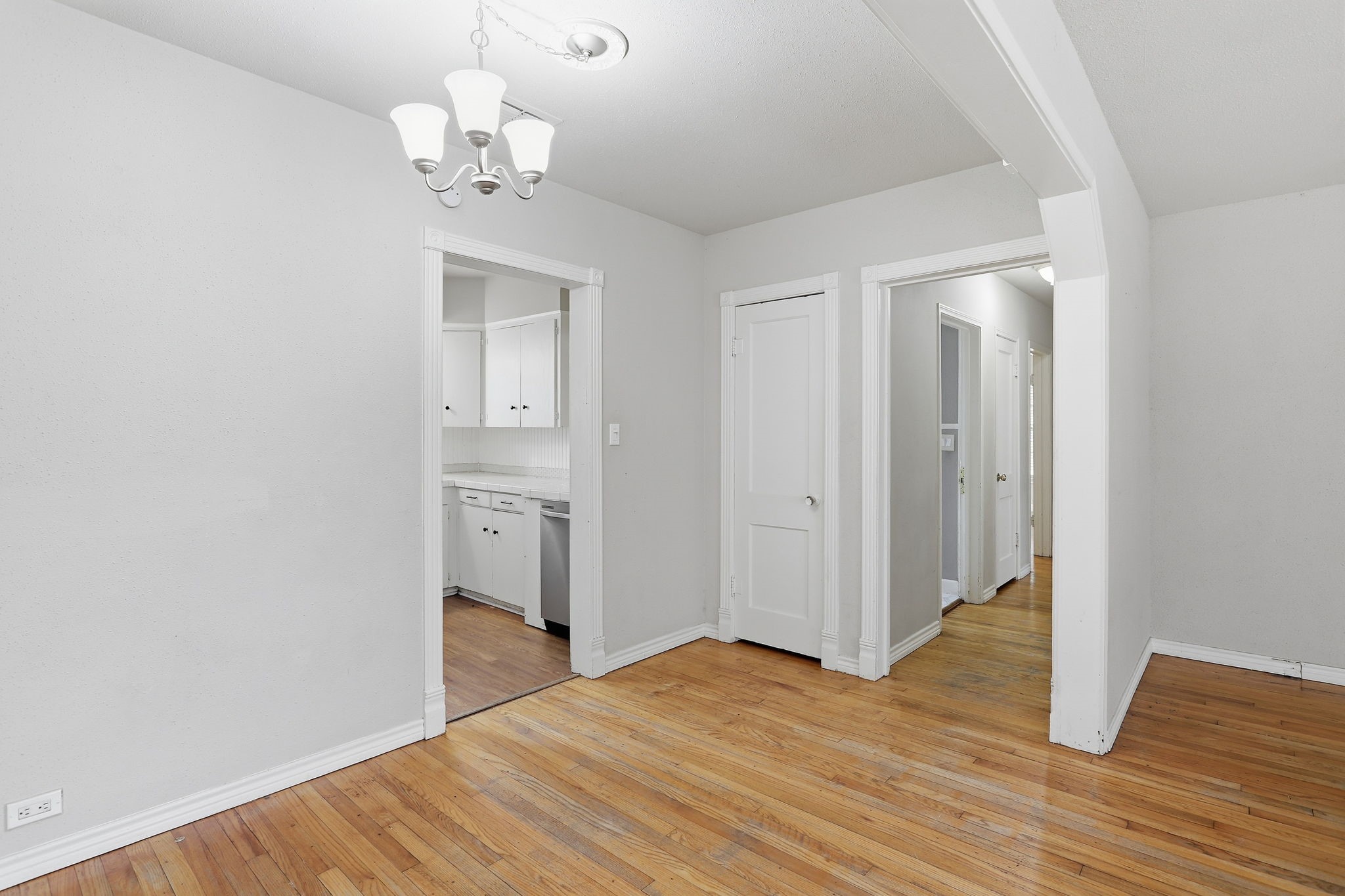 2313 Avenue L Property Photo 8