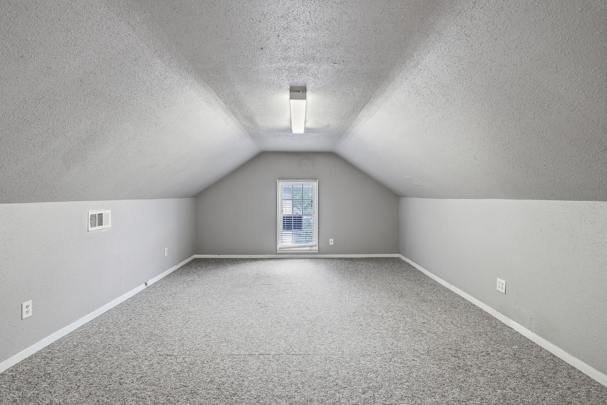 2313 Avenue L Property Photo 19