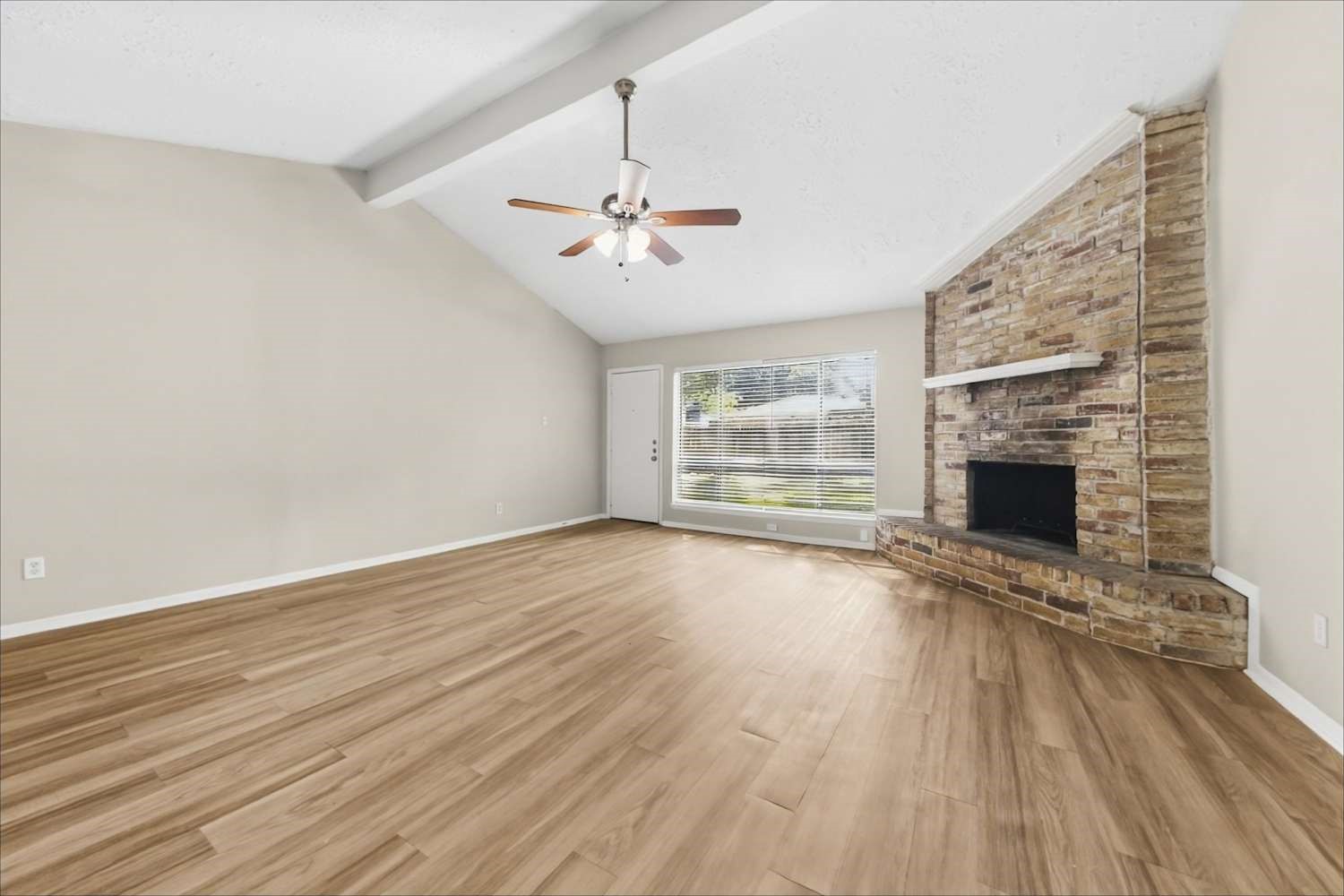 4226 Burkegate Drive Property Photo 3