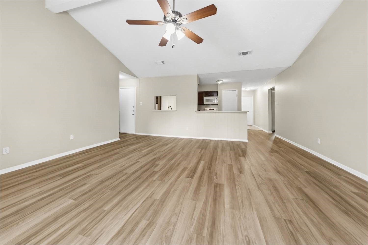 4226 Burkegate Drive Property Photo 4