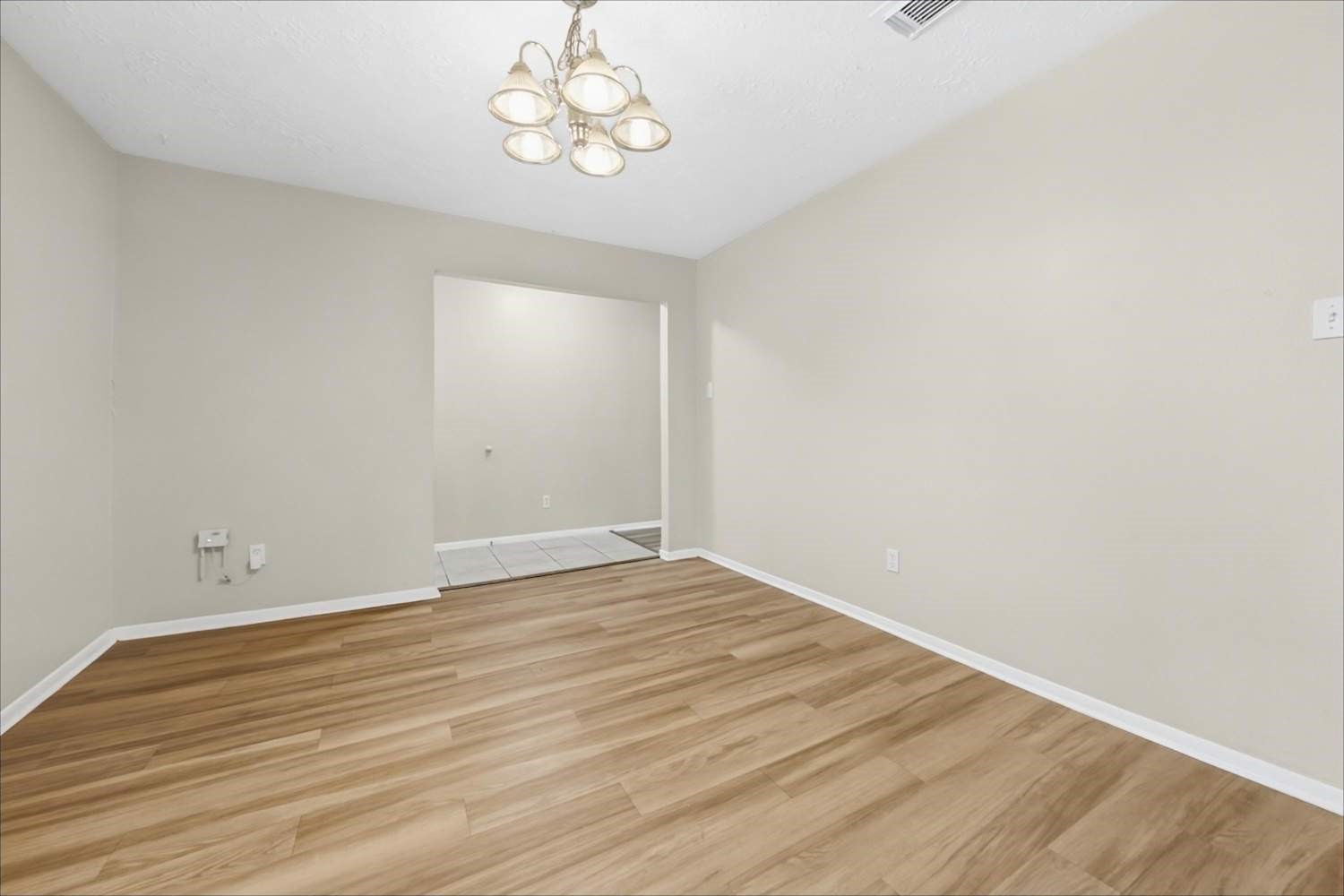 4226 Burkegate Drive Property Photo 5