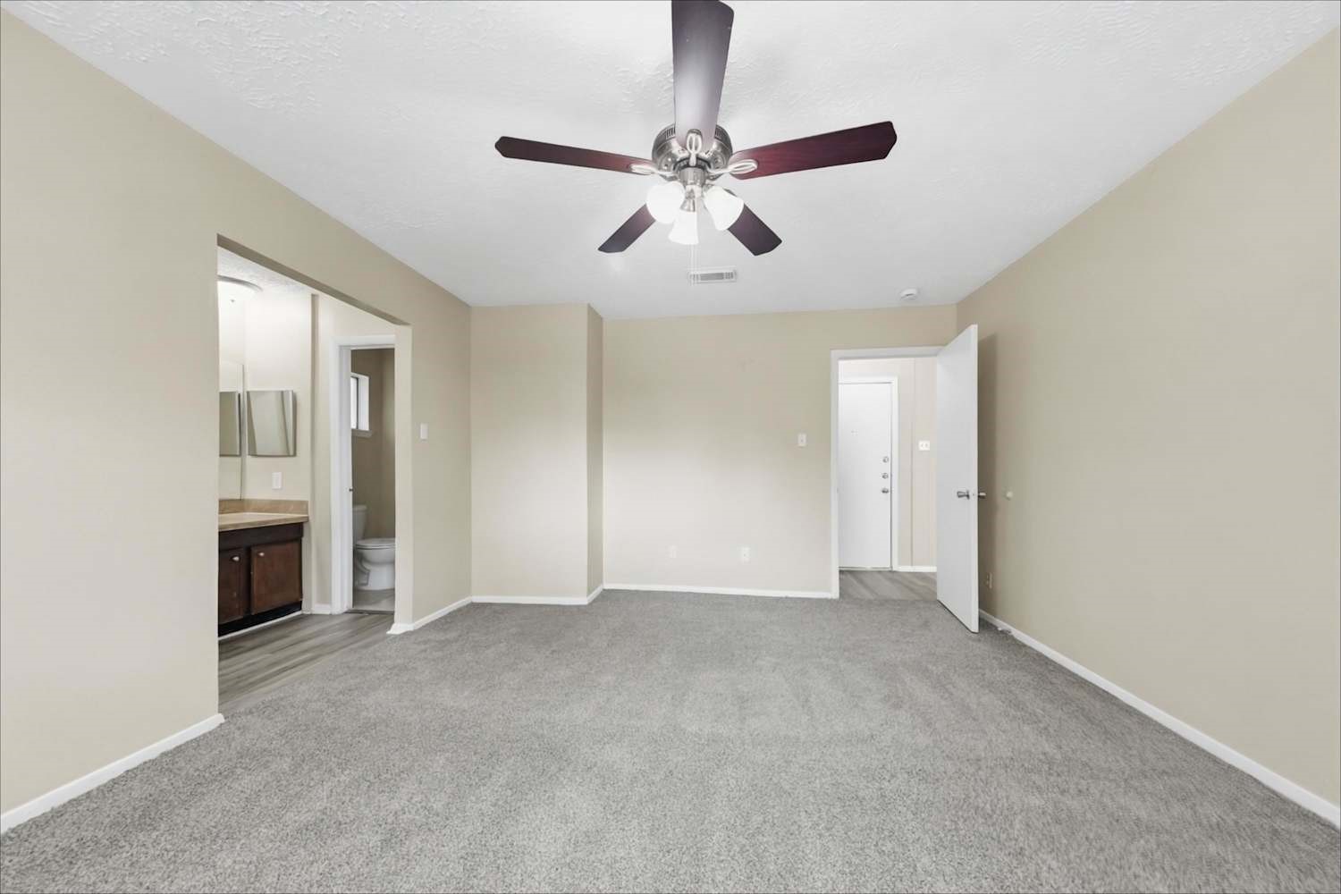 4226 Burkegate Drive Property Photo 11