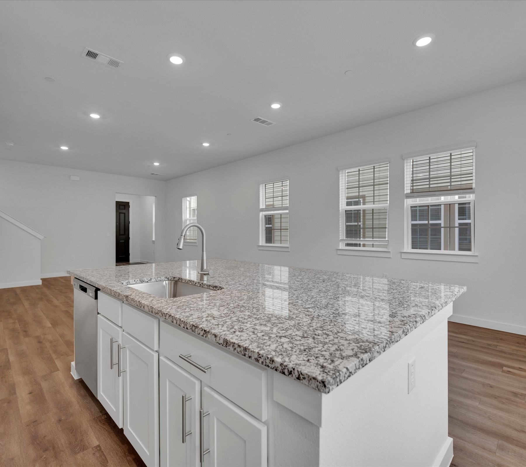 2709-510 Rockhill Road Property Photo 10