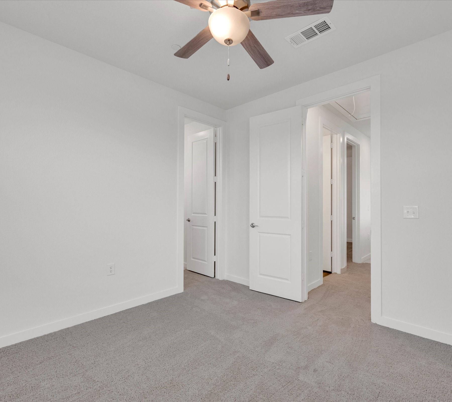 2709-510 Rockhill Road Property Photo 26