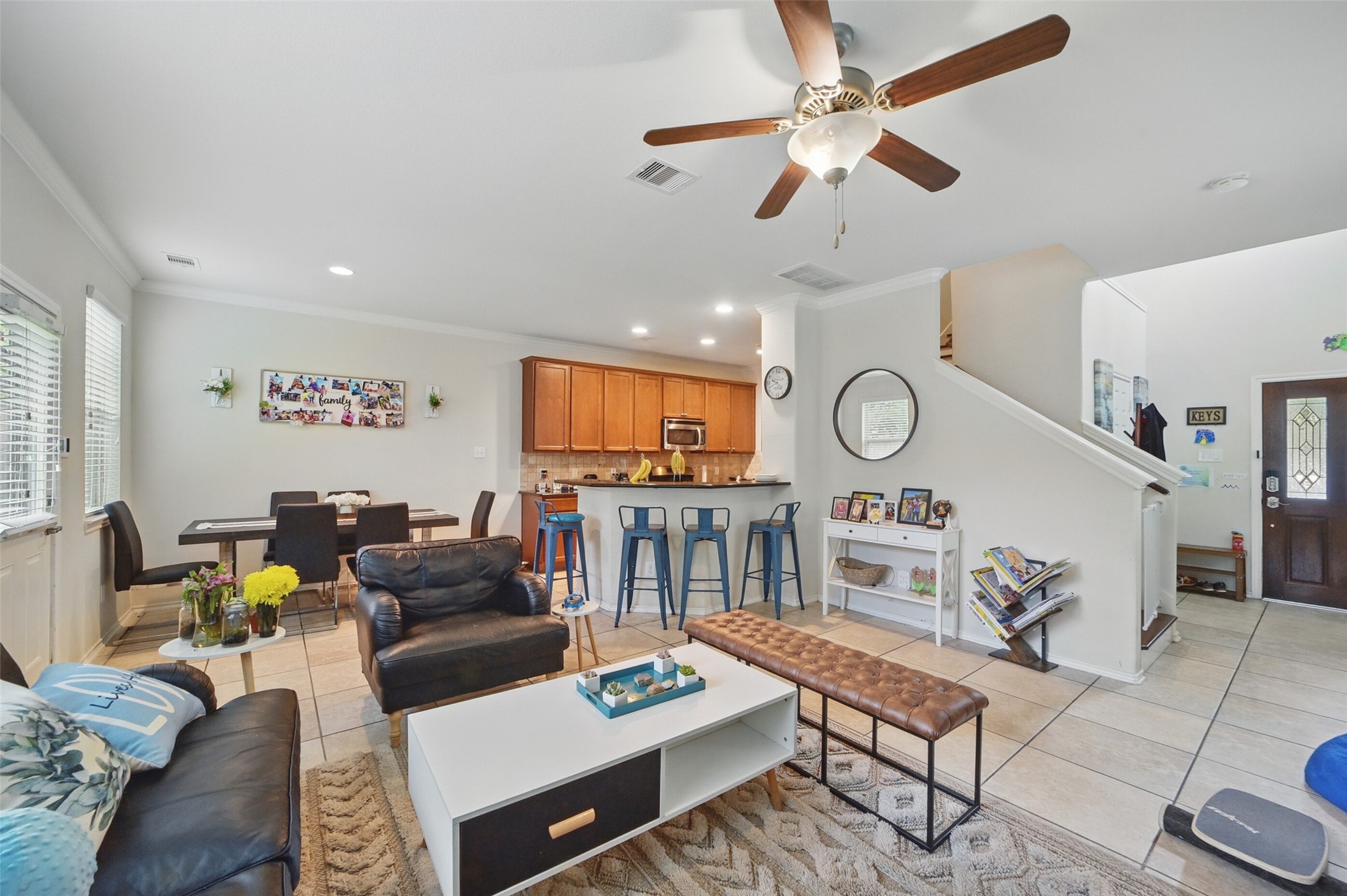 6443 Calgary Woods Lane Property Photo 10