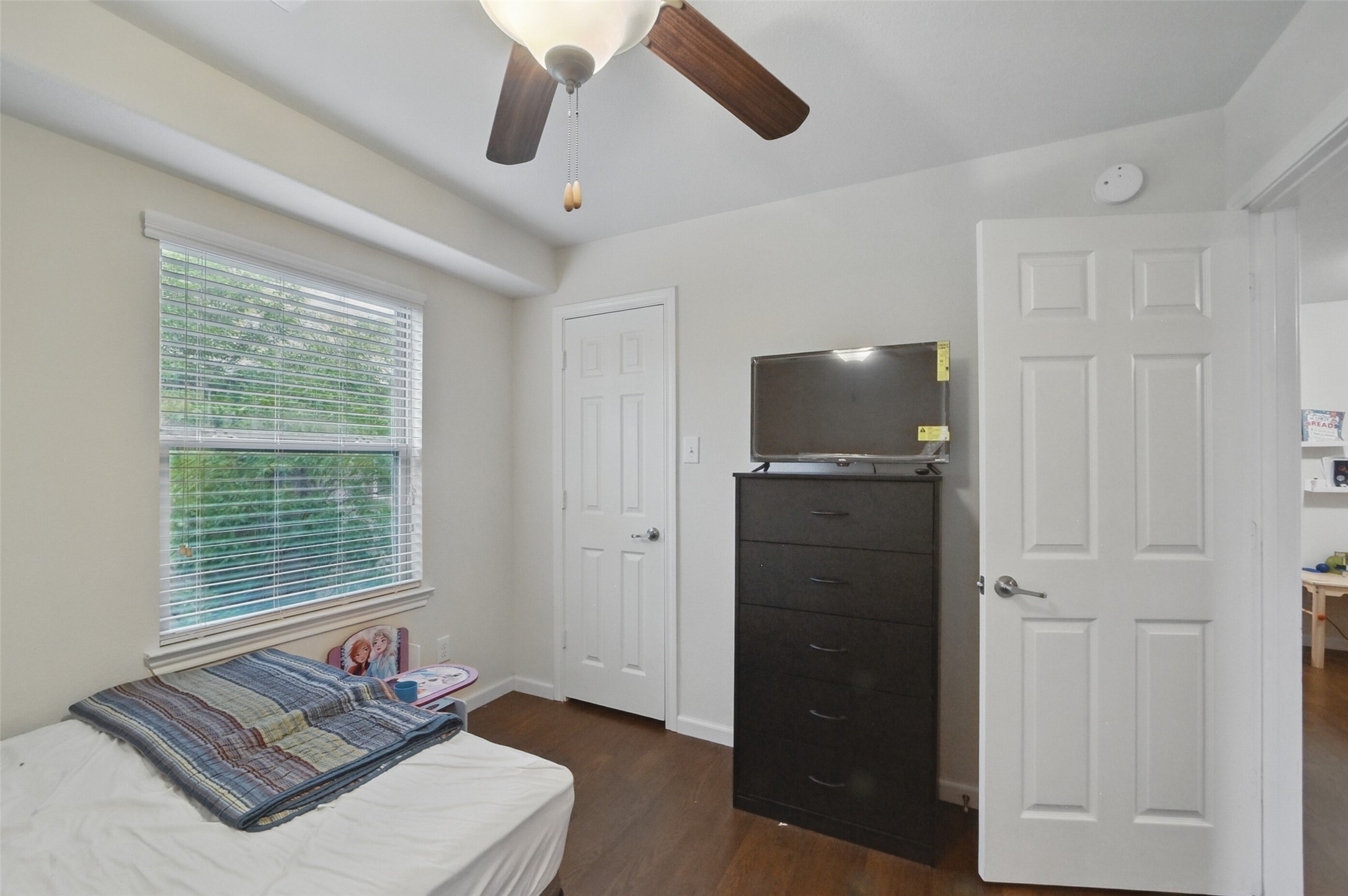 6443 Calgary Woods Lane Property Photo 30