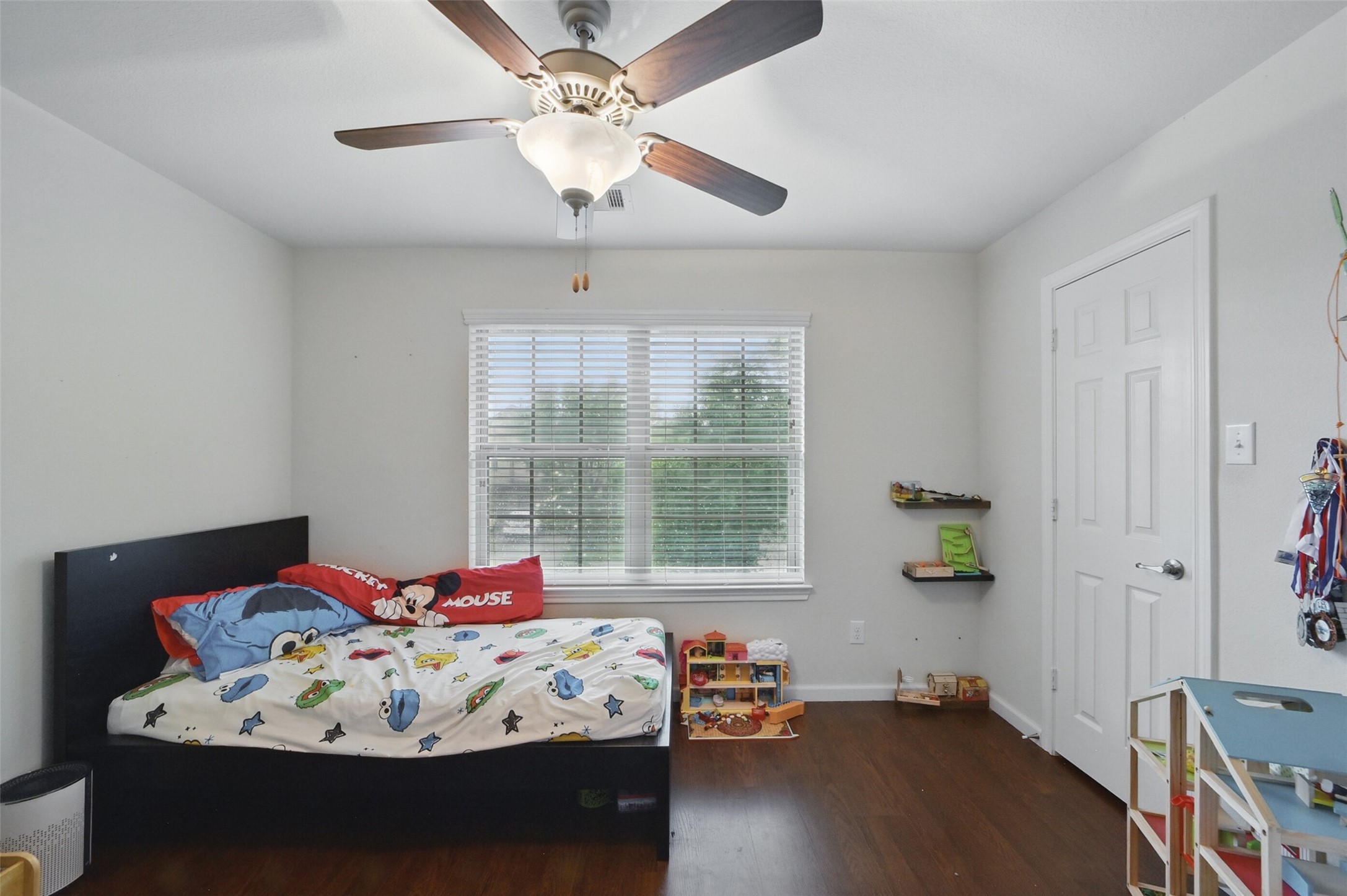 6443 Calgary Woods Lane Property Photo 32
