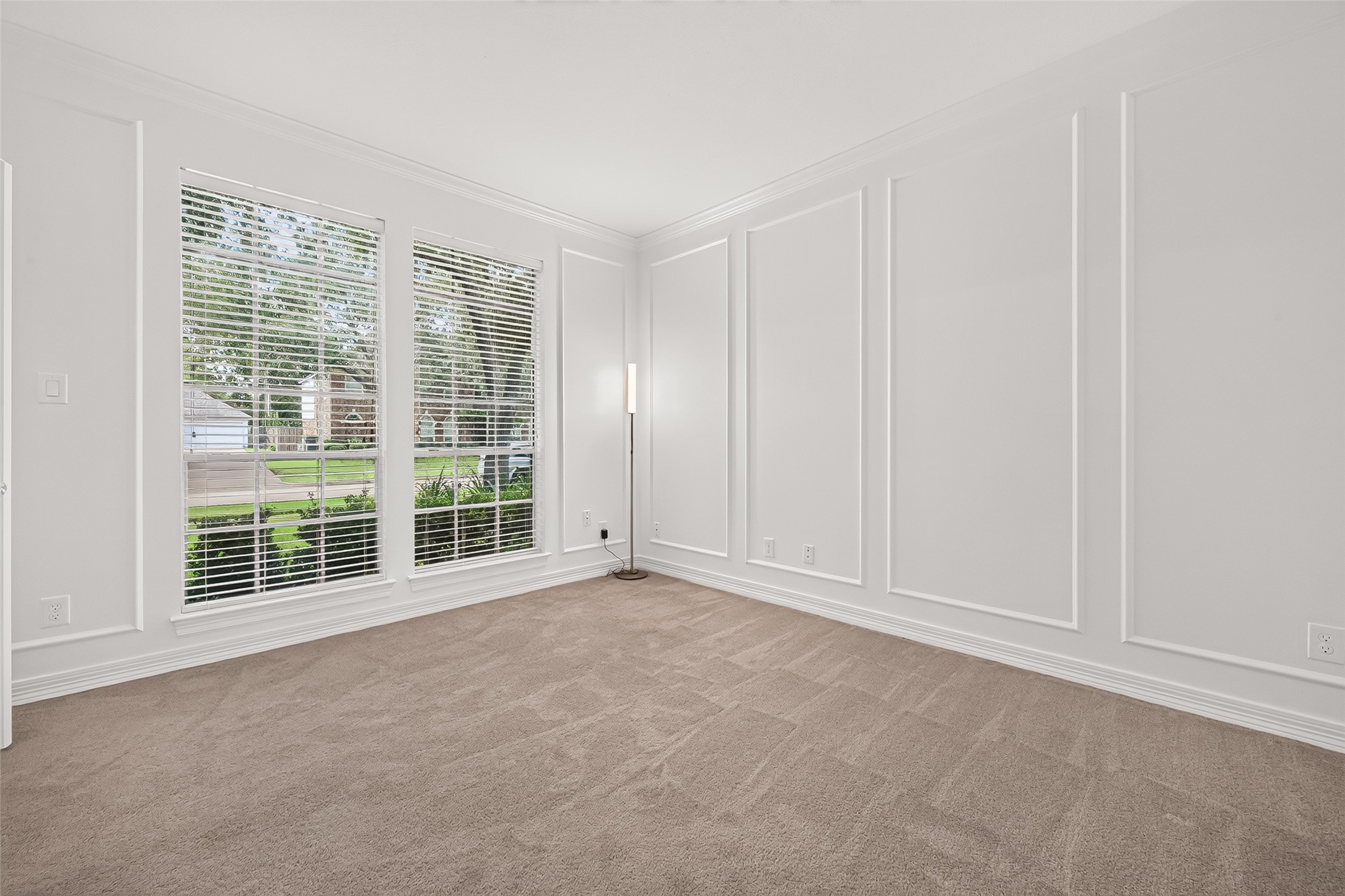 2019 Westshore Drive Property Photo 11