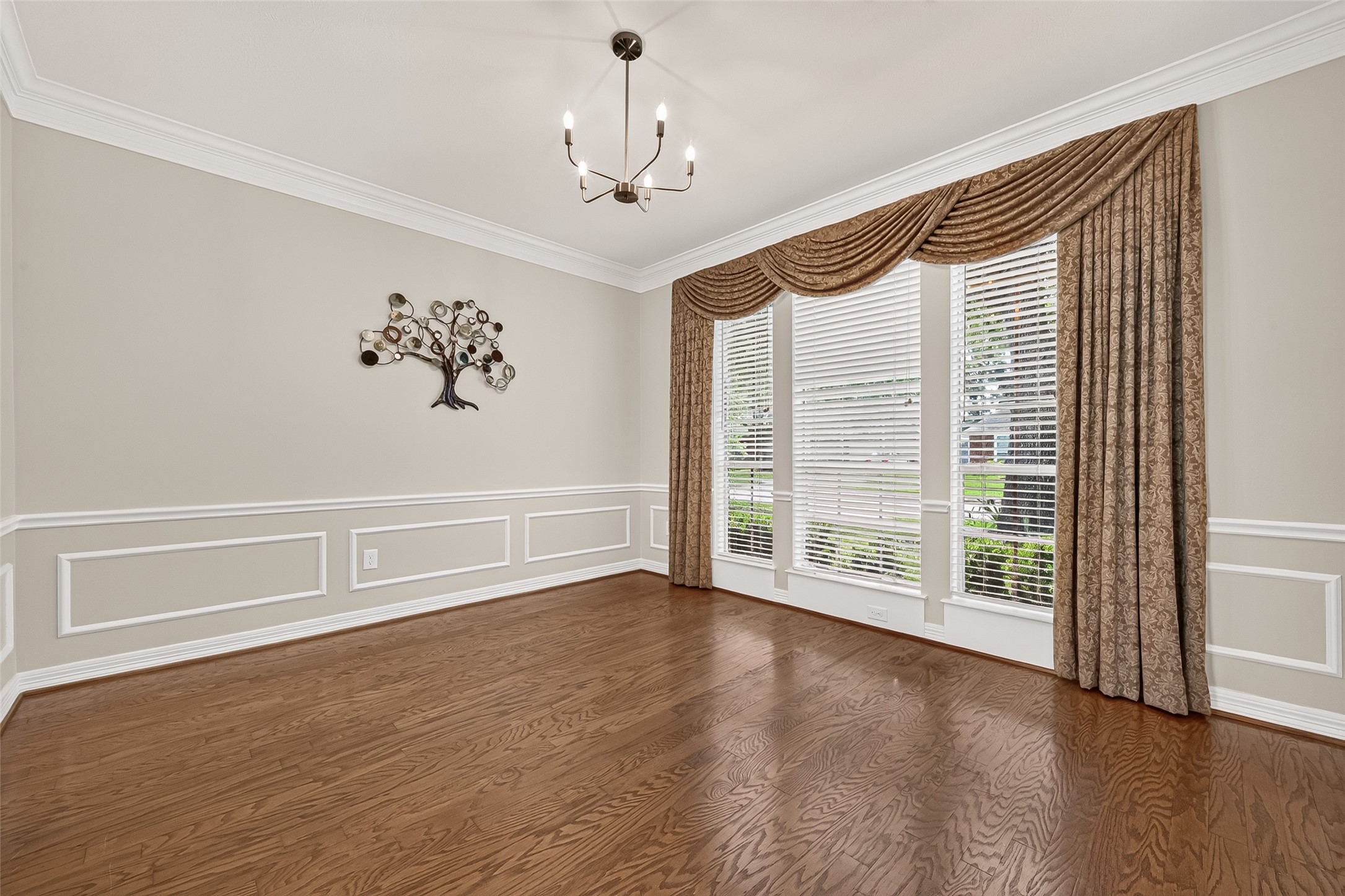 2019 Westshore Drive Property Photo 14