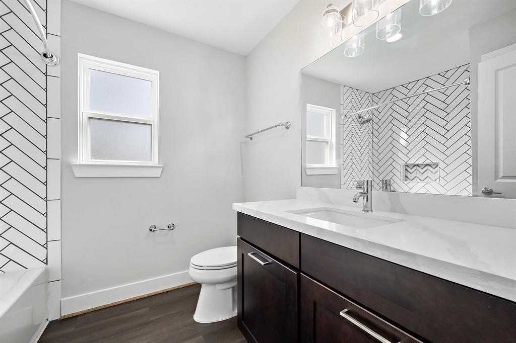 1511 Mcneil Street Property Photo 16