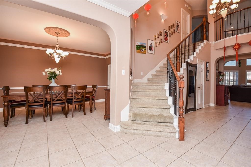 3911 Trailstone Lane Property Photo 5