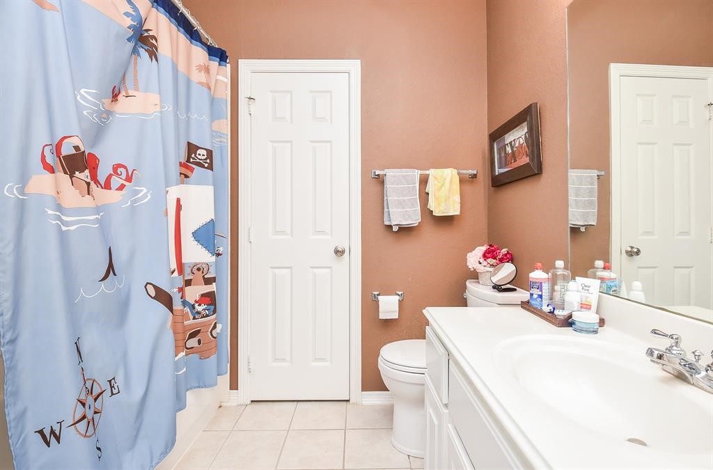 3911 Trailstone Lane Property Photo 25