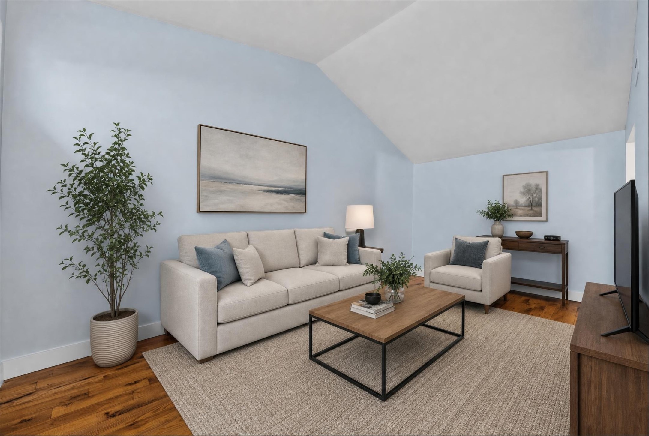 2106 Van Buren Street Property Photo 7