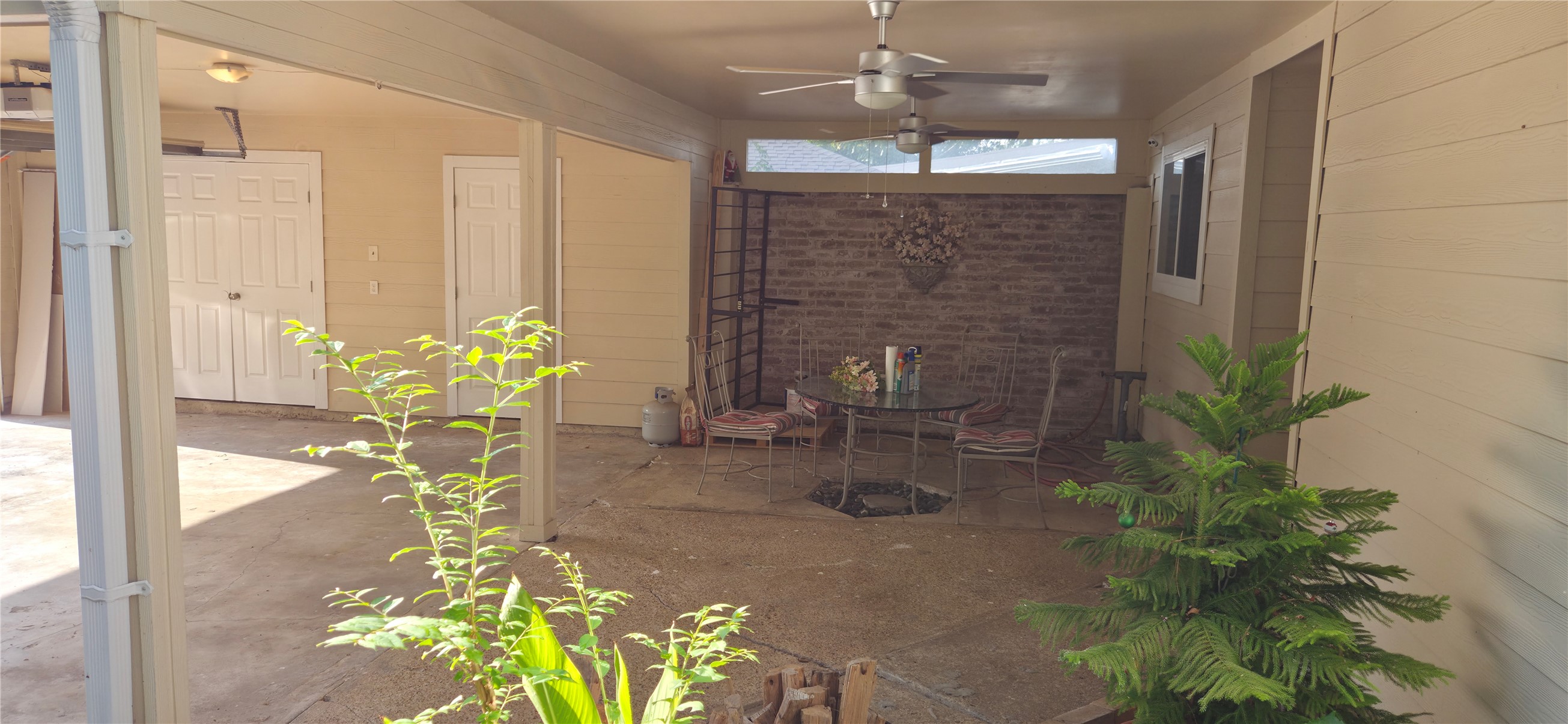 16011 Glen Mar Drive Property Photo 11