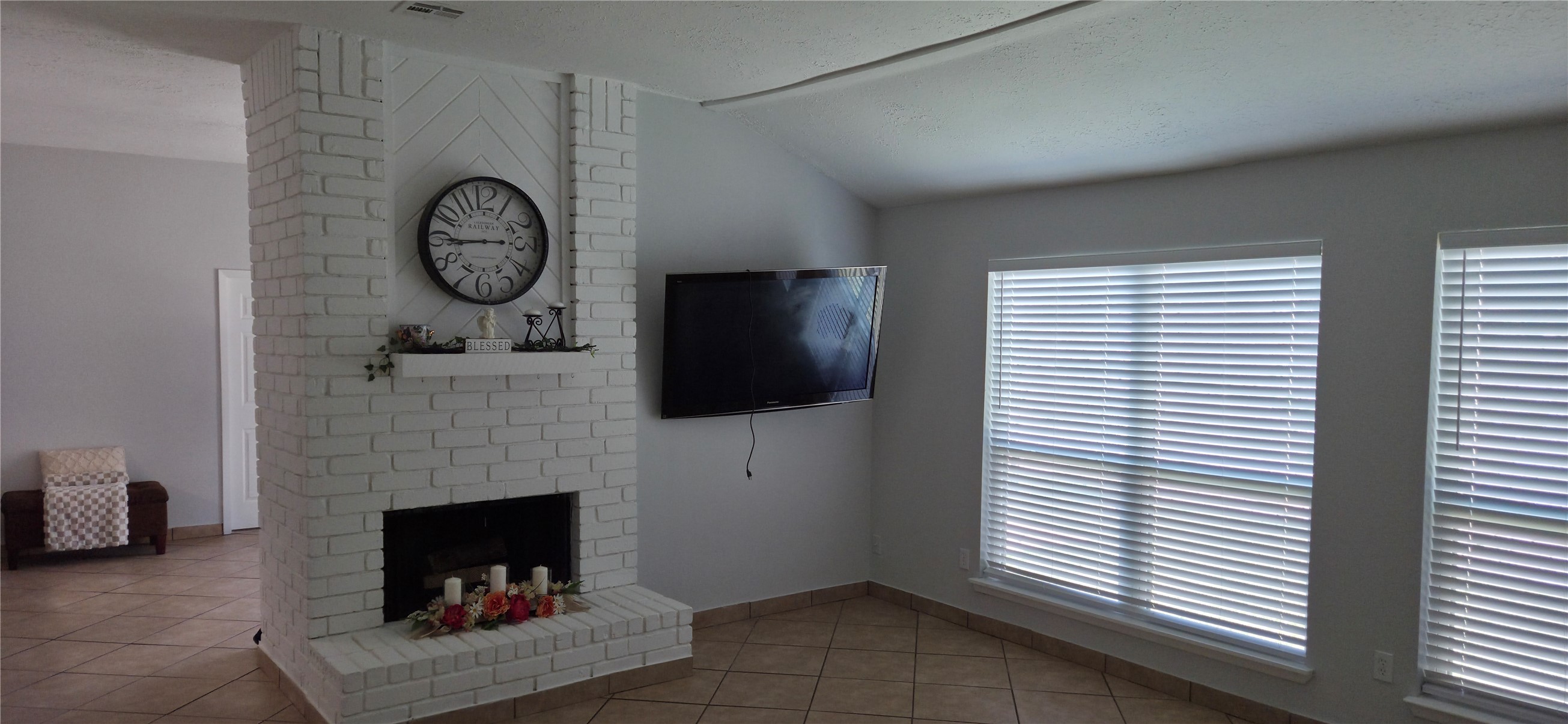 16011 Glen Mar Drive Property Photo 15