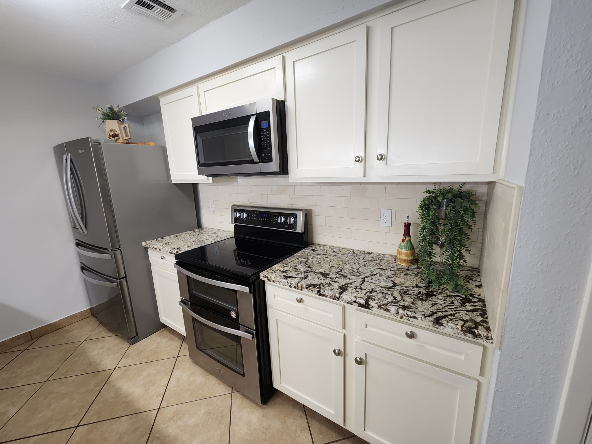 16011 Glen Mar Drive Property Photo 27