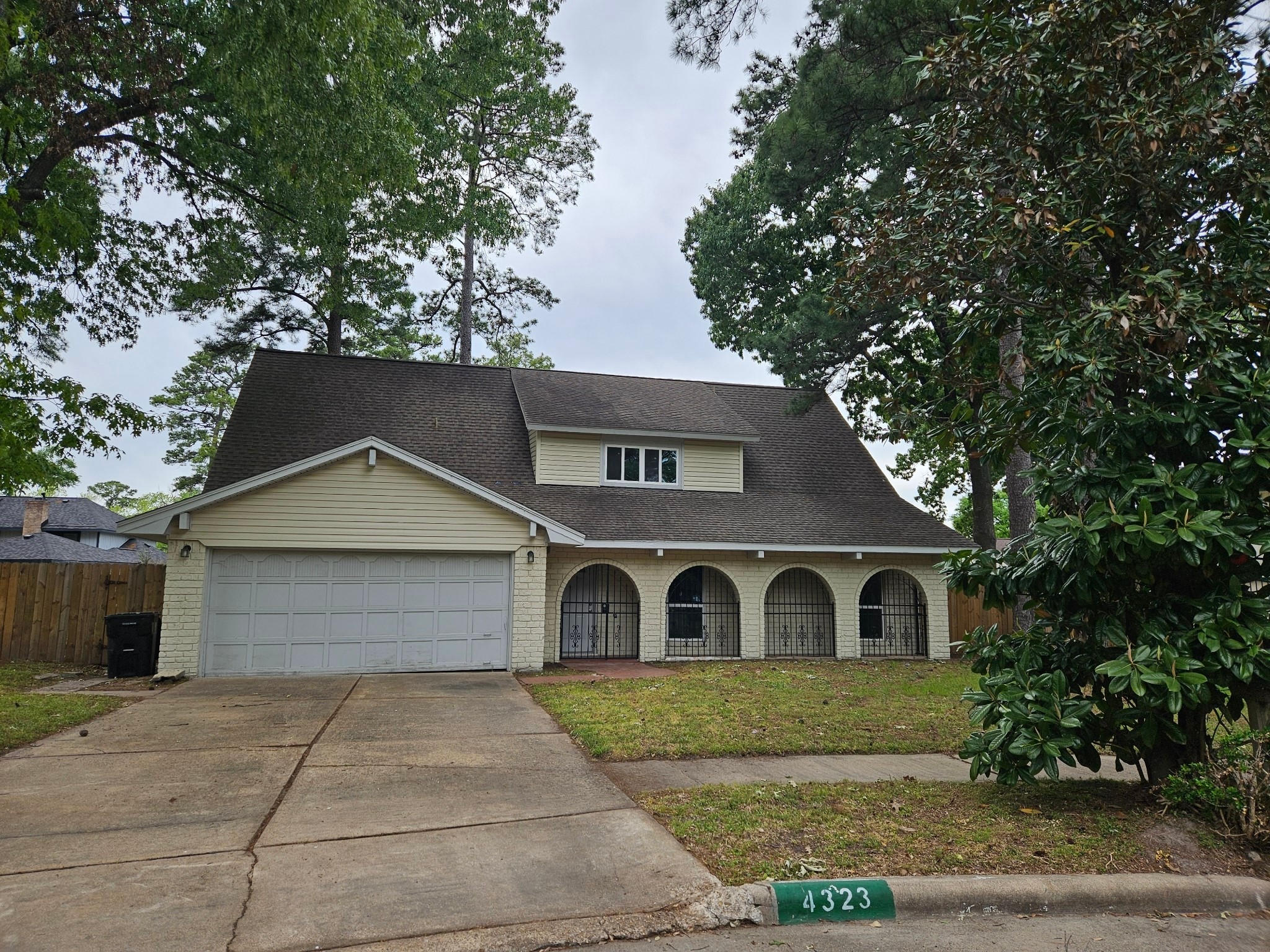 4323 Birchcroft Drive Property Photo