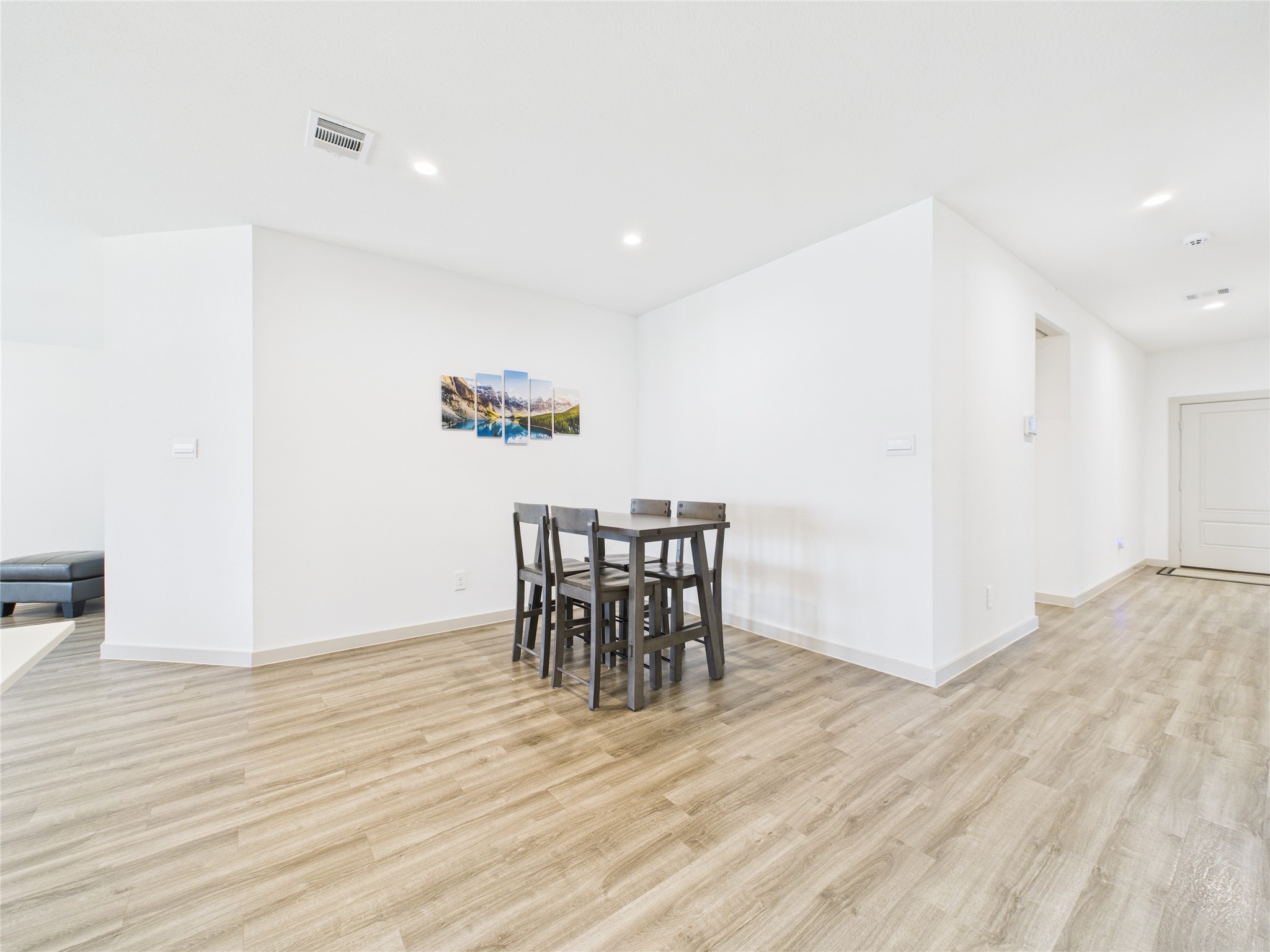 1127 Curly Angora Court Property Photo 7