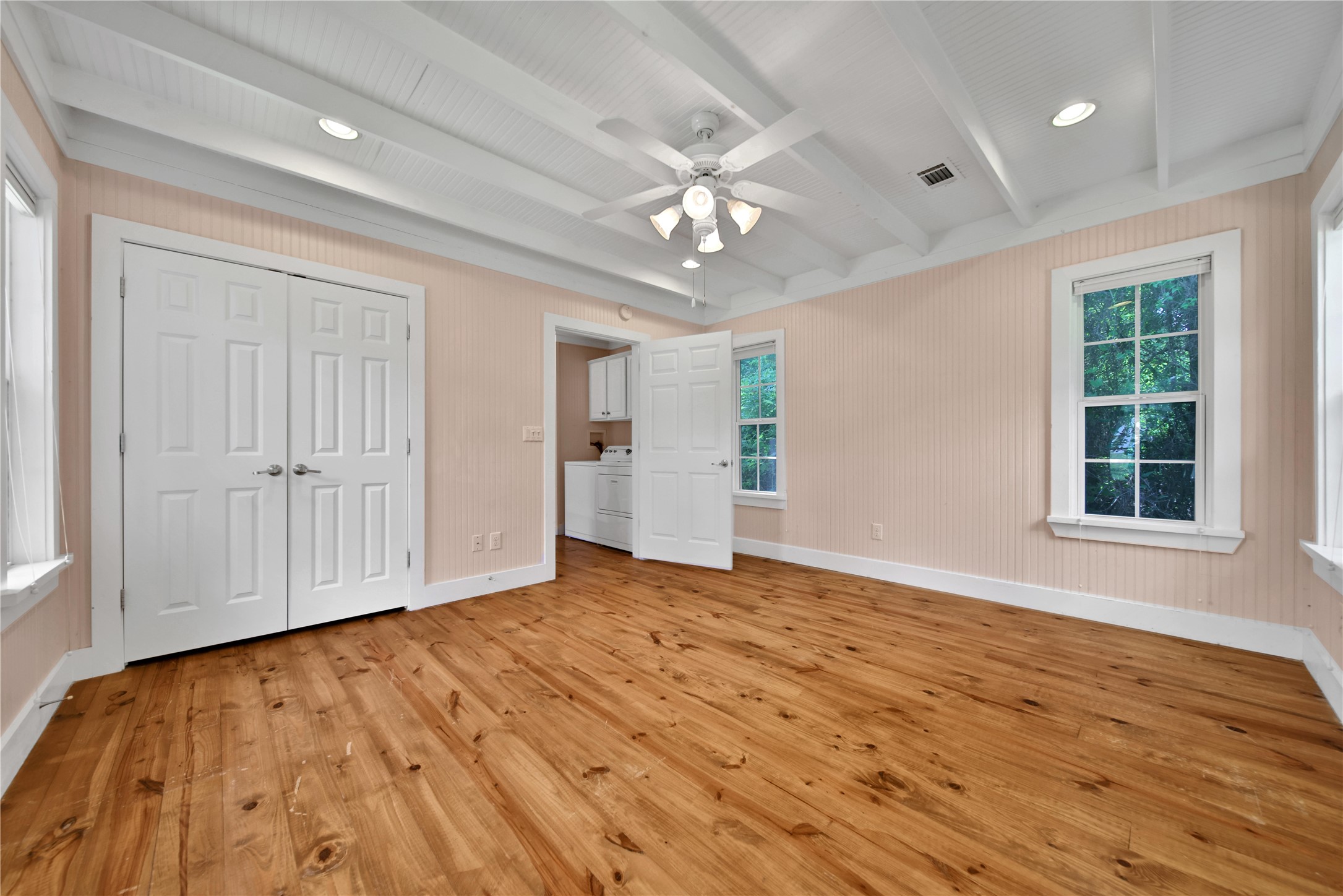 4070 Hwy 105 E Property Photo 12