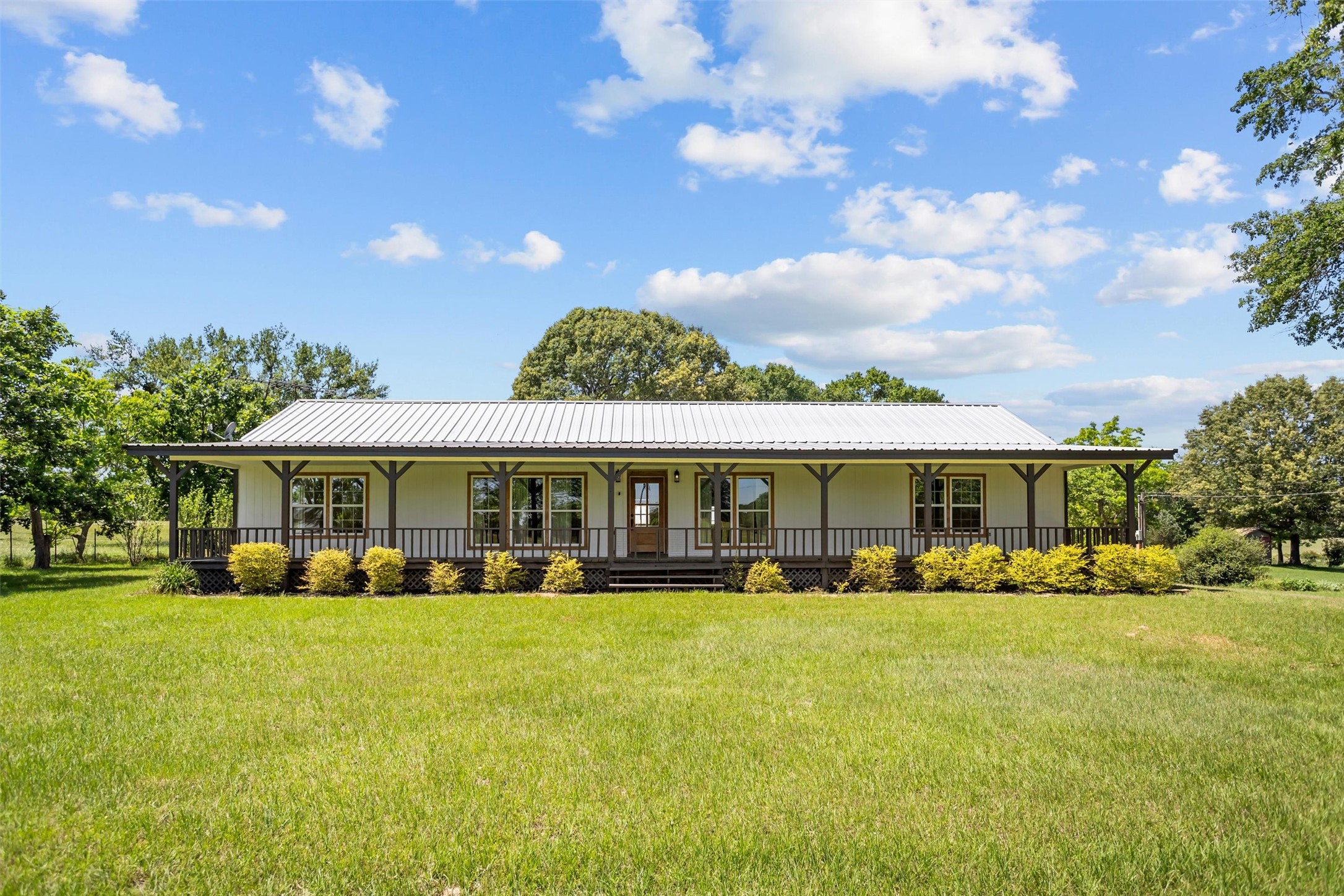 11755 State Highway 21 E Property Photo 1