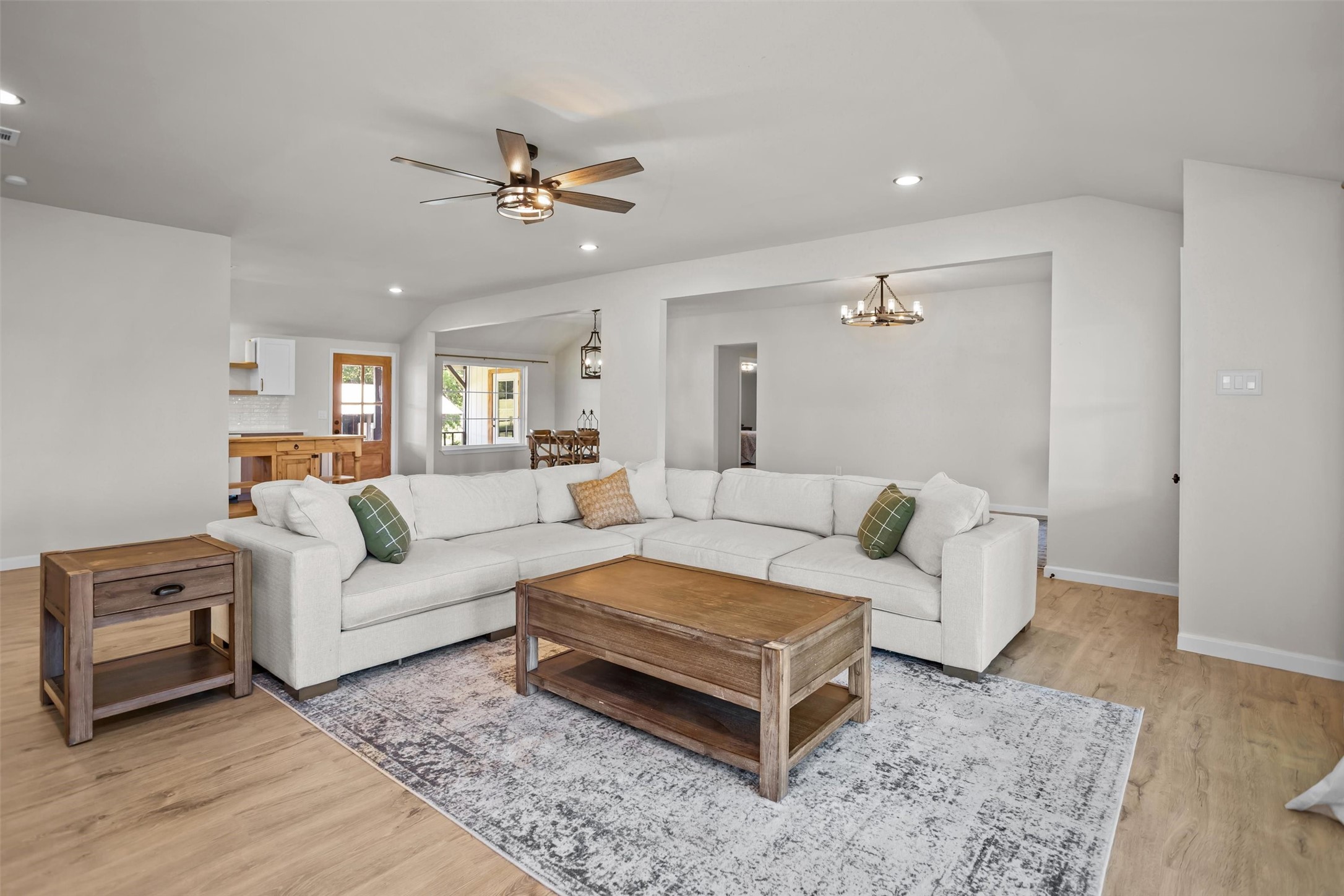 11755 State Highway 21 E Property Photo 6