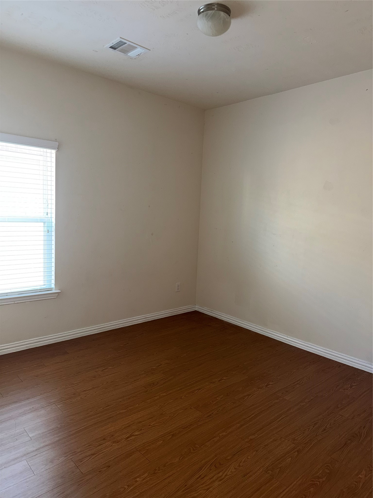 7534 Abbey Point Lane Property Photo 6