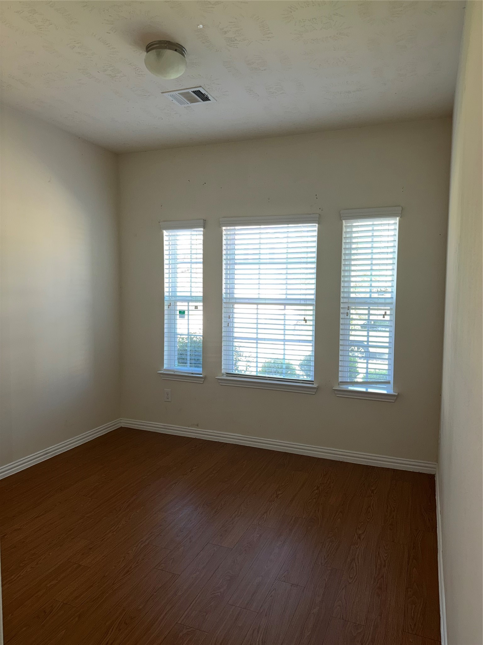 7534 Abbey Point Lane Property Photo 7