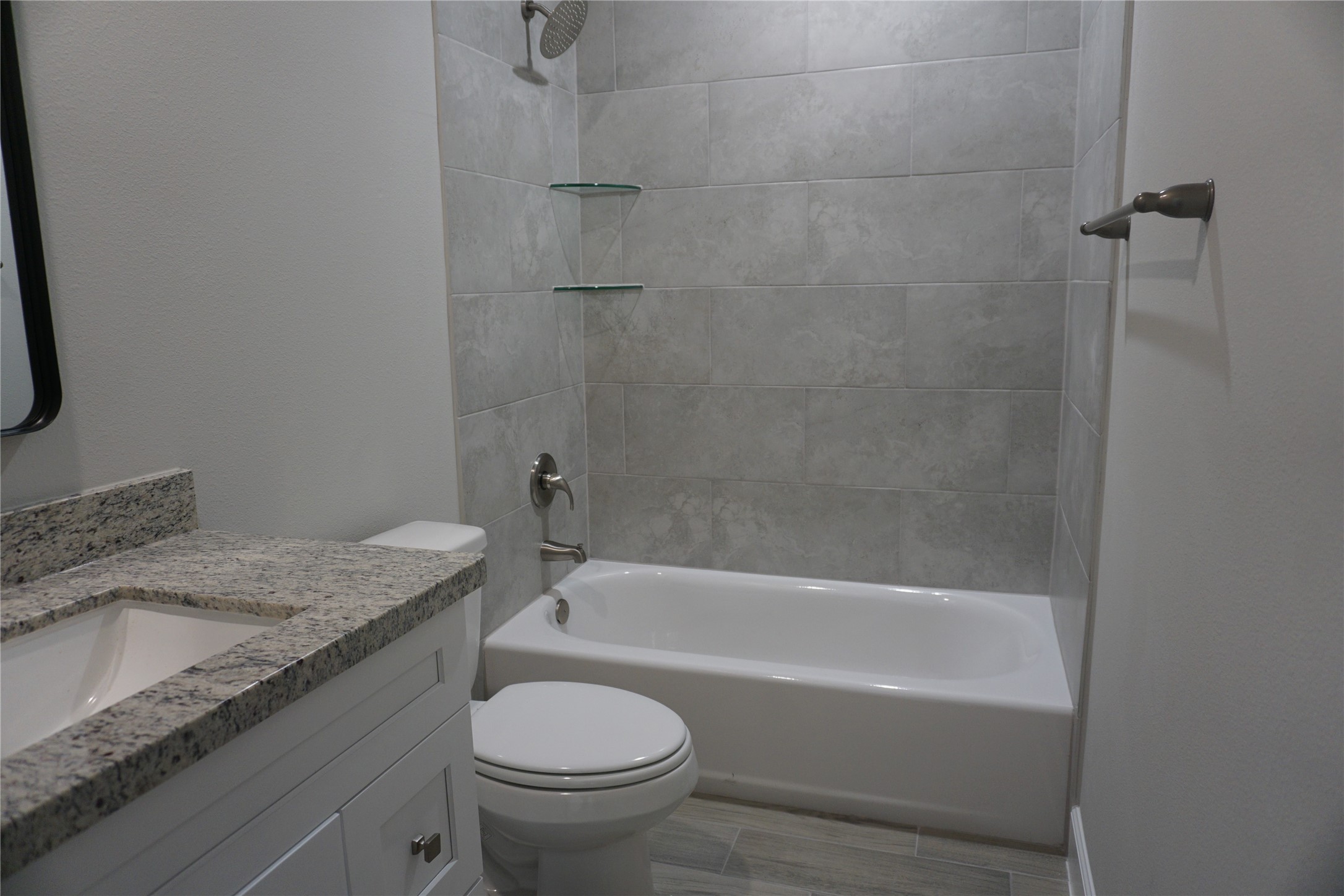 11927 Nelwood Property Photo 7