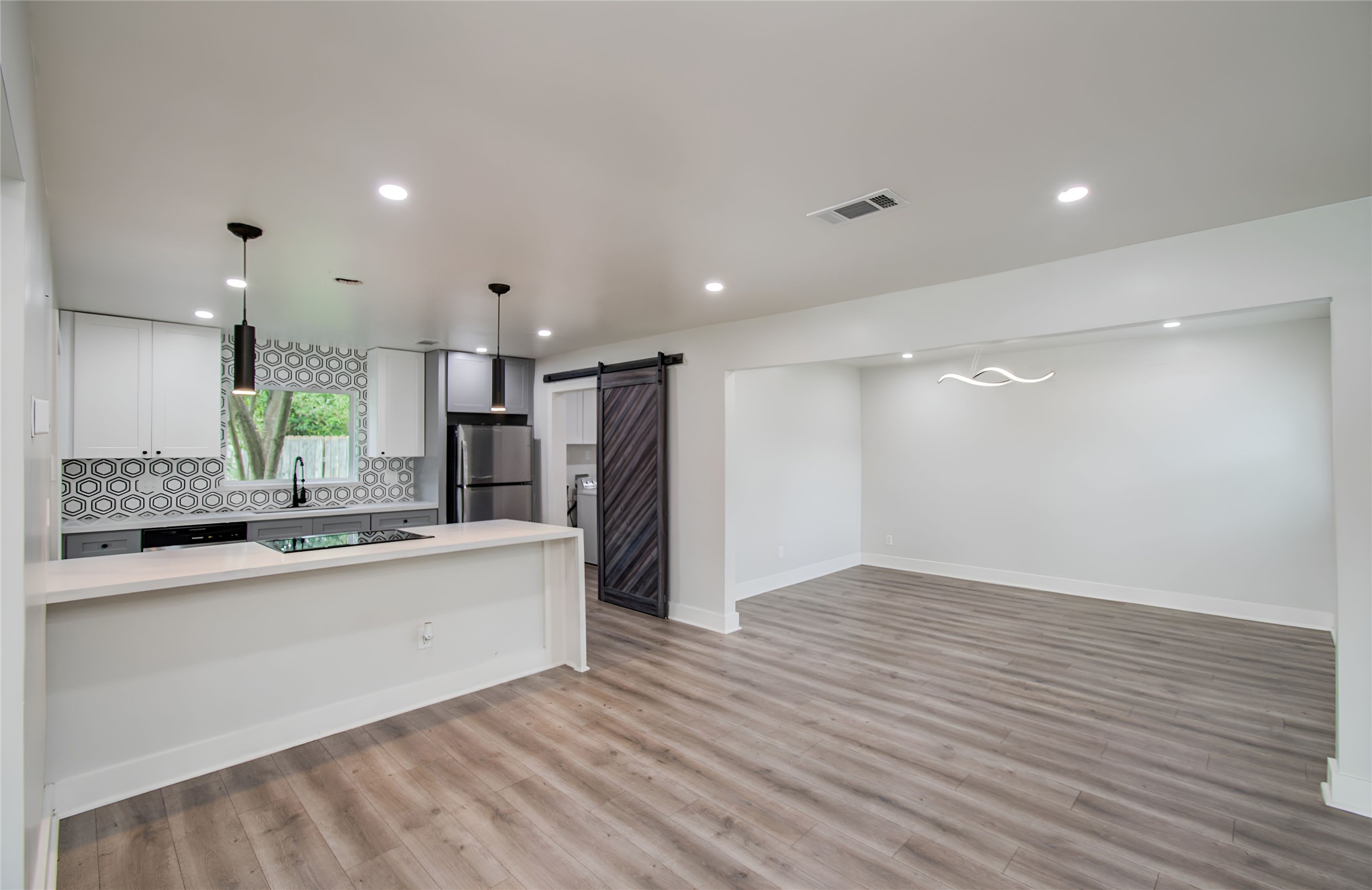 10415 Westray Street Property Photo 19