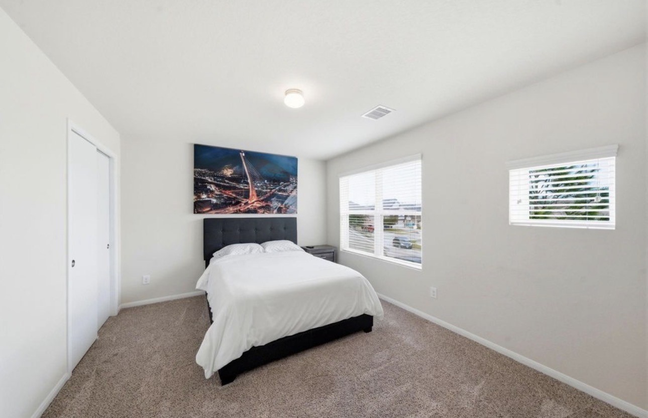 15614 S Early Dusk Circle Property Photo 10