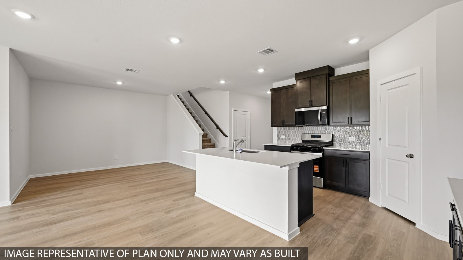 27659 Acorn Haven Lane Property Photo 4