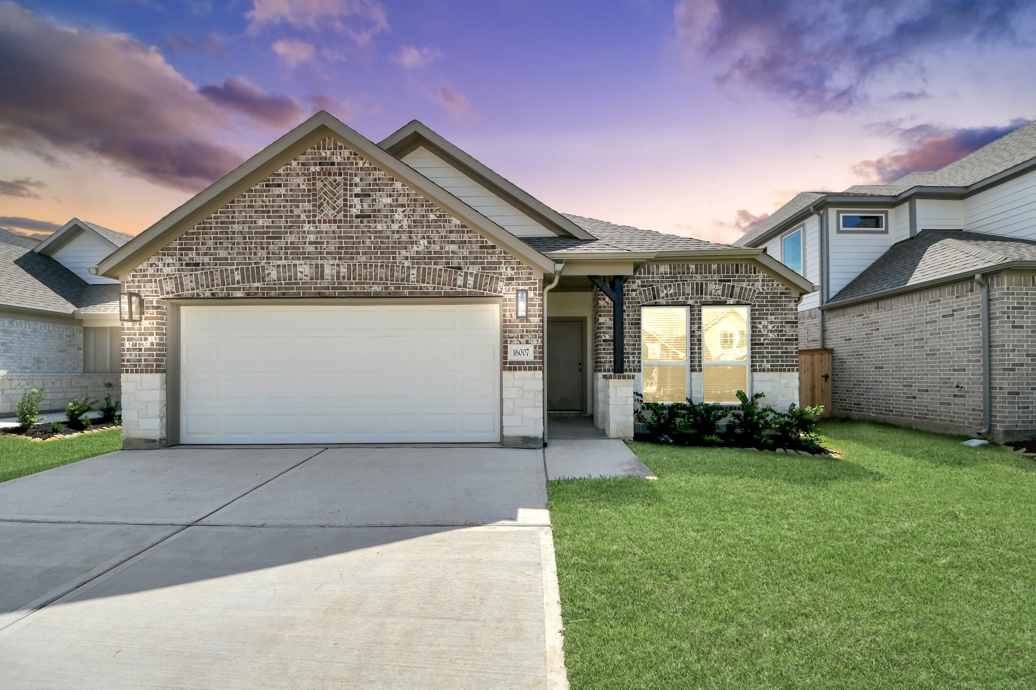 16007 Sycamore Maple Lane Property Photo 1