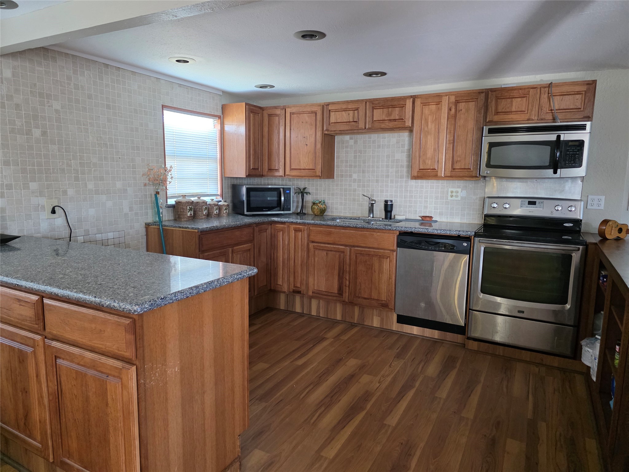 4102 Kent Drive Property Photo 16
