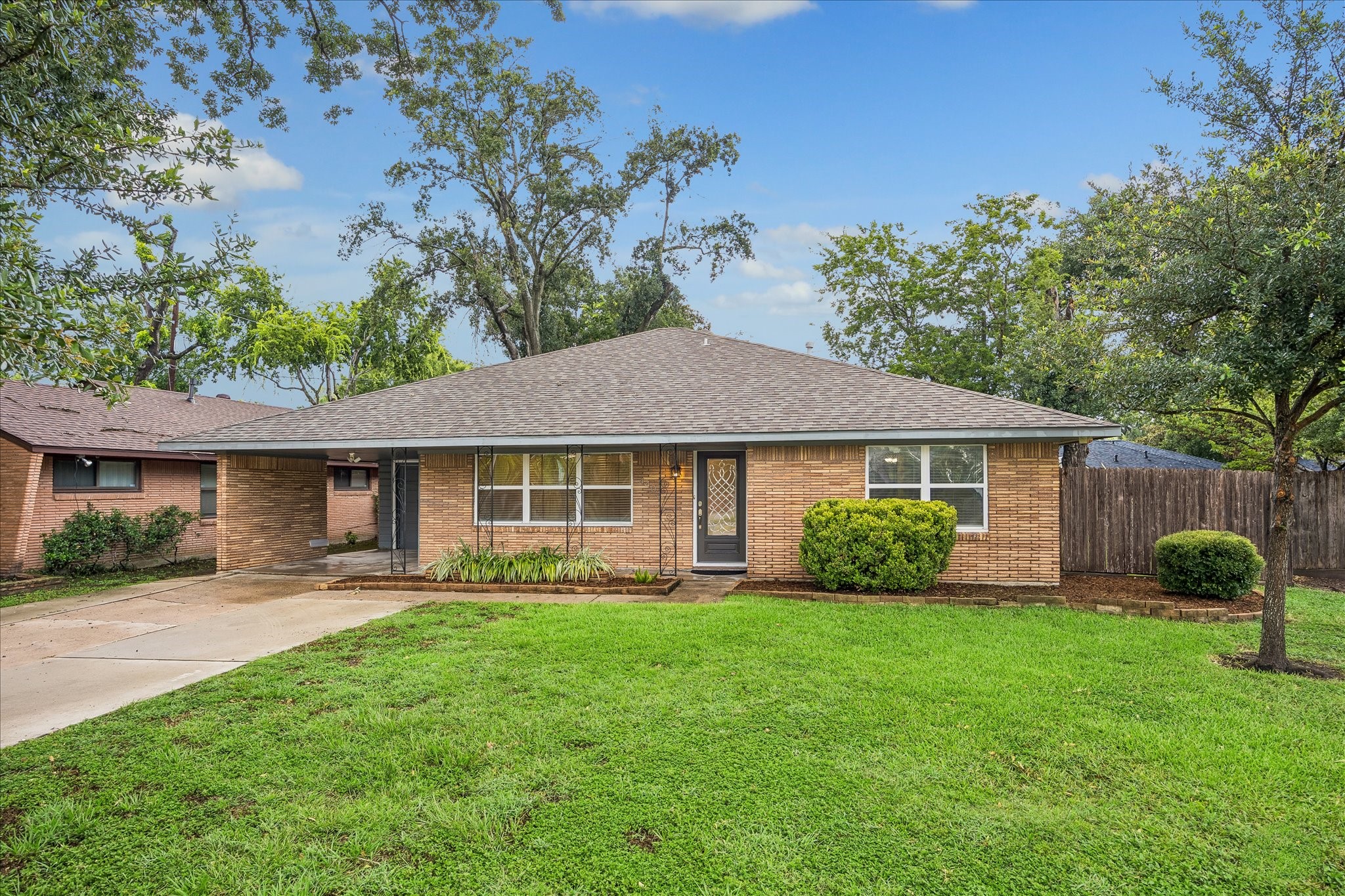 4402 Libbey Lane Property Photo 1