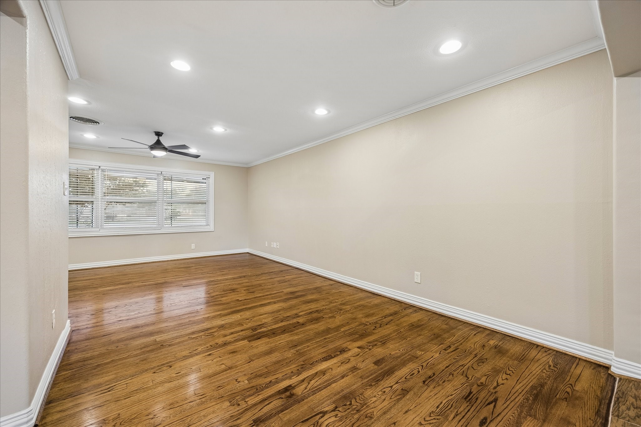 4402 Libbey Lane Property Photo 12