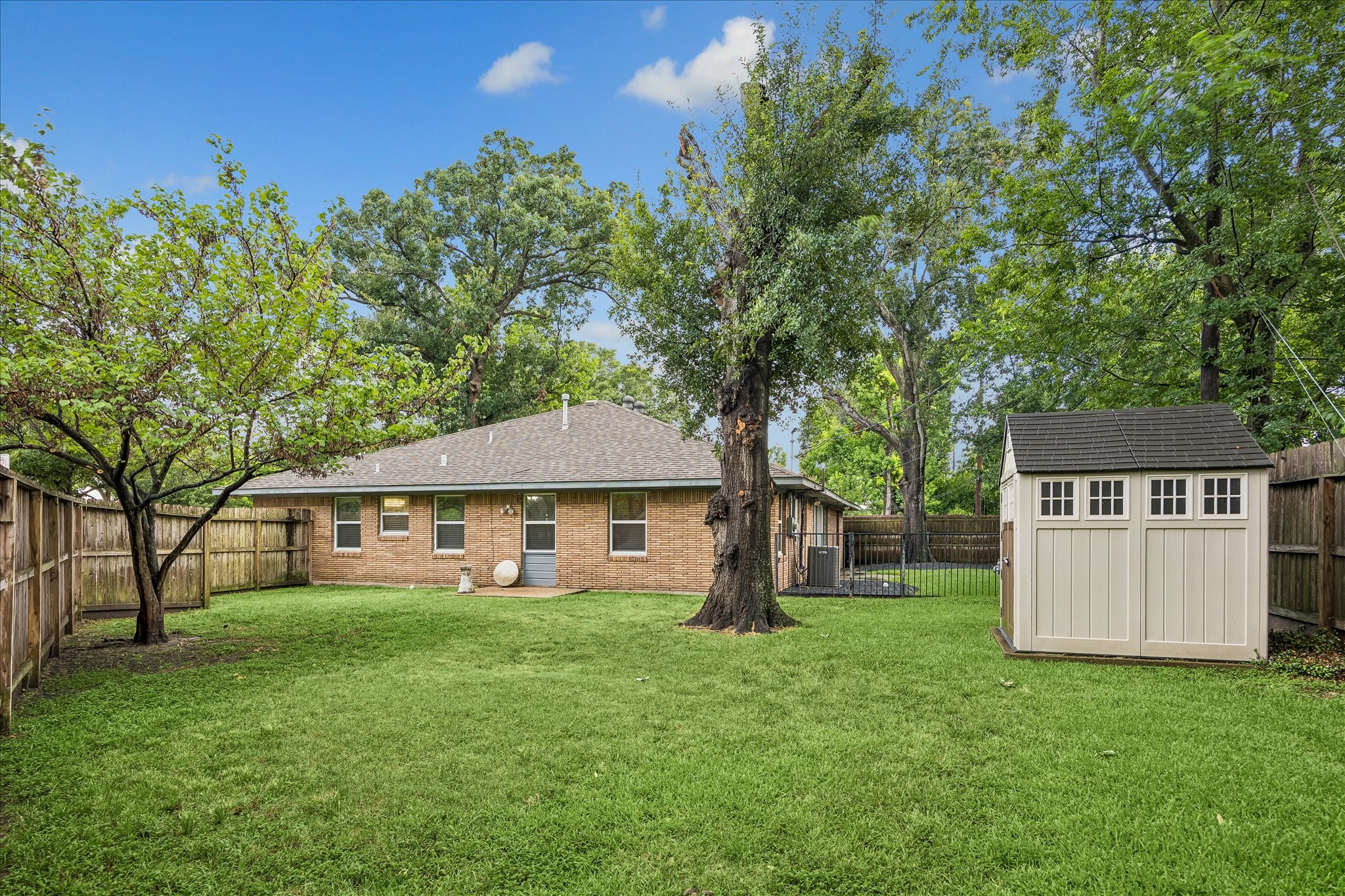 4402 Libbey Lane Property Photo 34