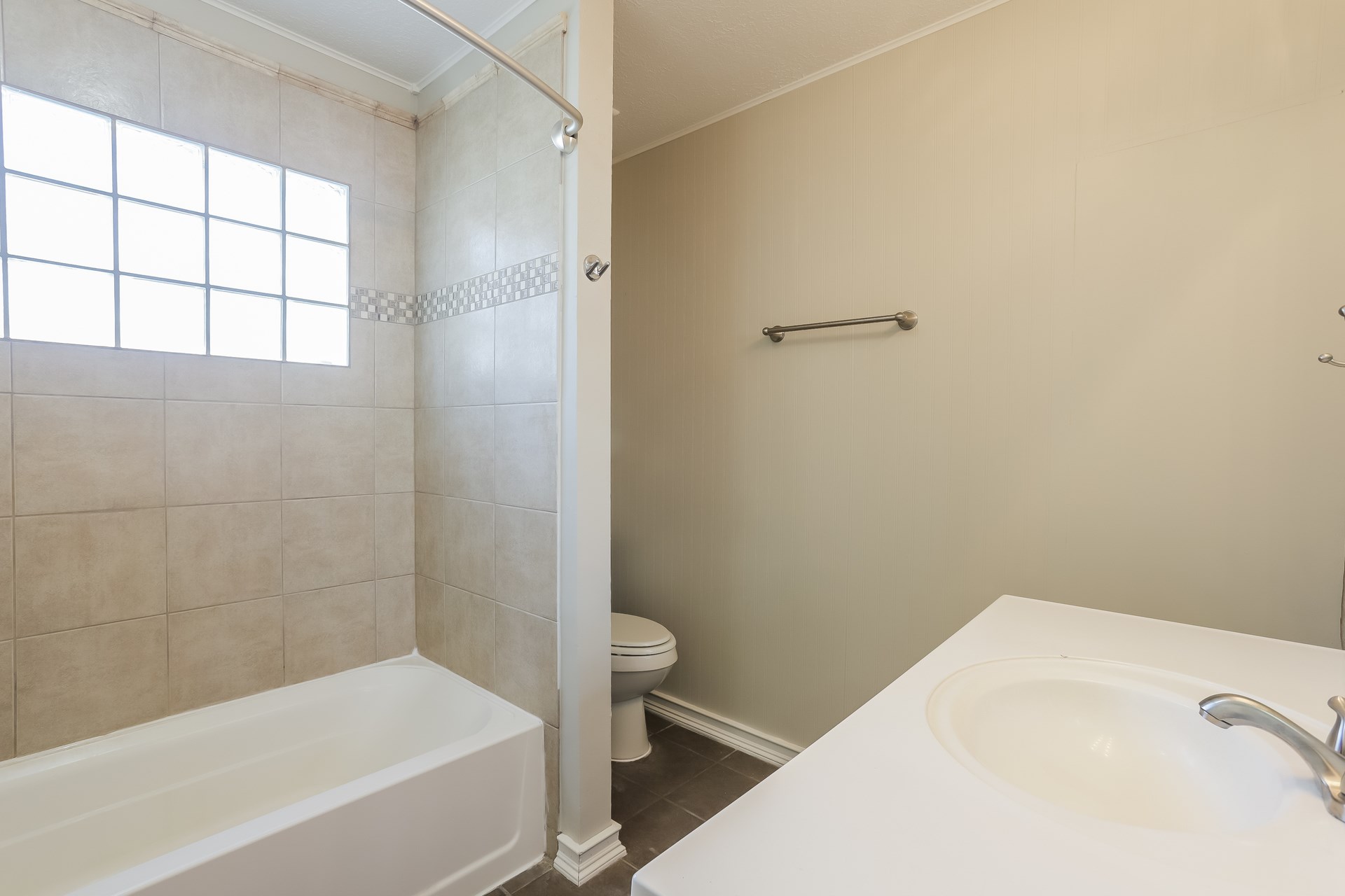 10318 Bushy Creek Drive Property Photo 13