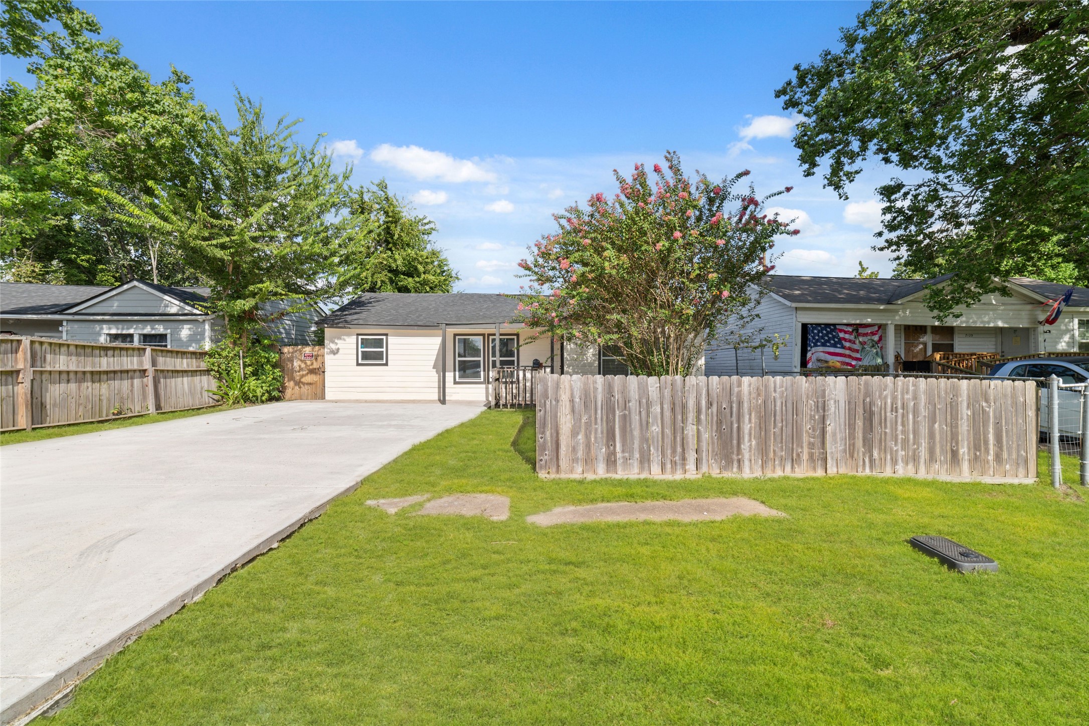 7125 Conley Street Property Photo 2