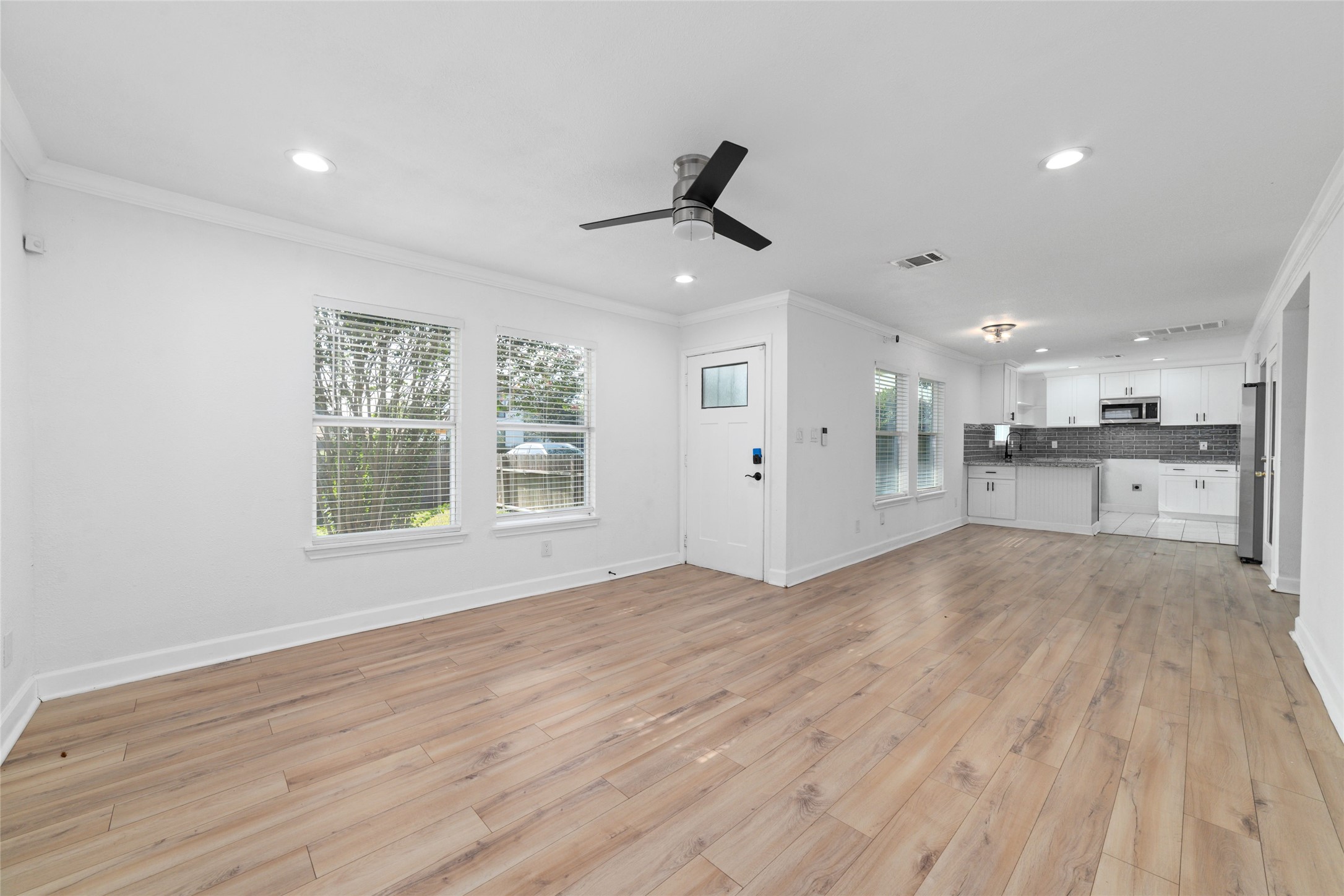 7125 Conley Street Property Photo 3