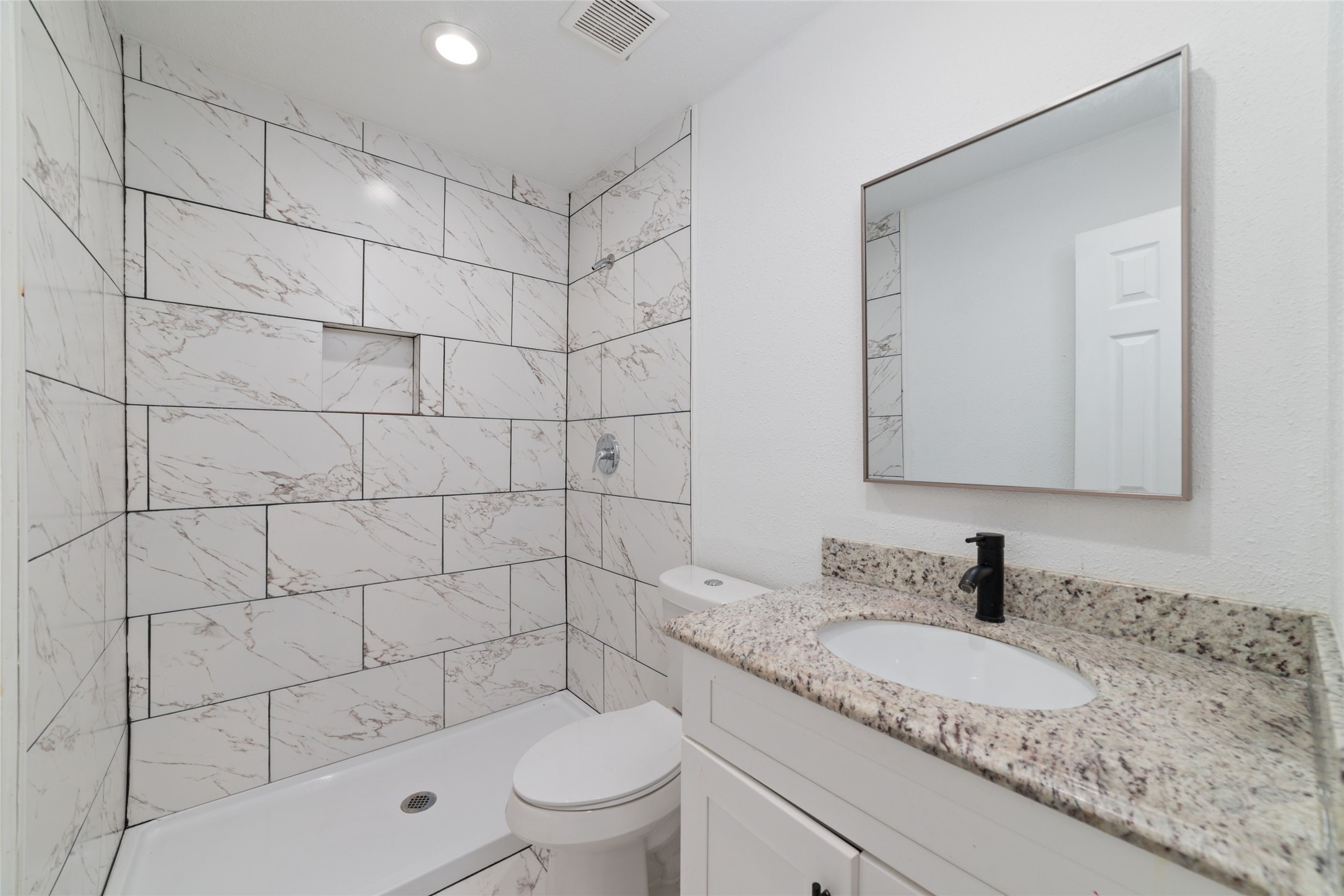 7125 Conley Street Property Photo 15