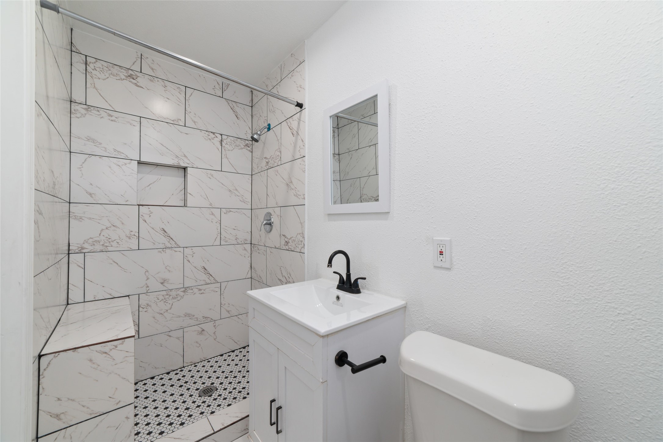 7125 Conley Street Property Photo 16