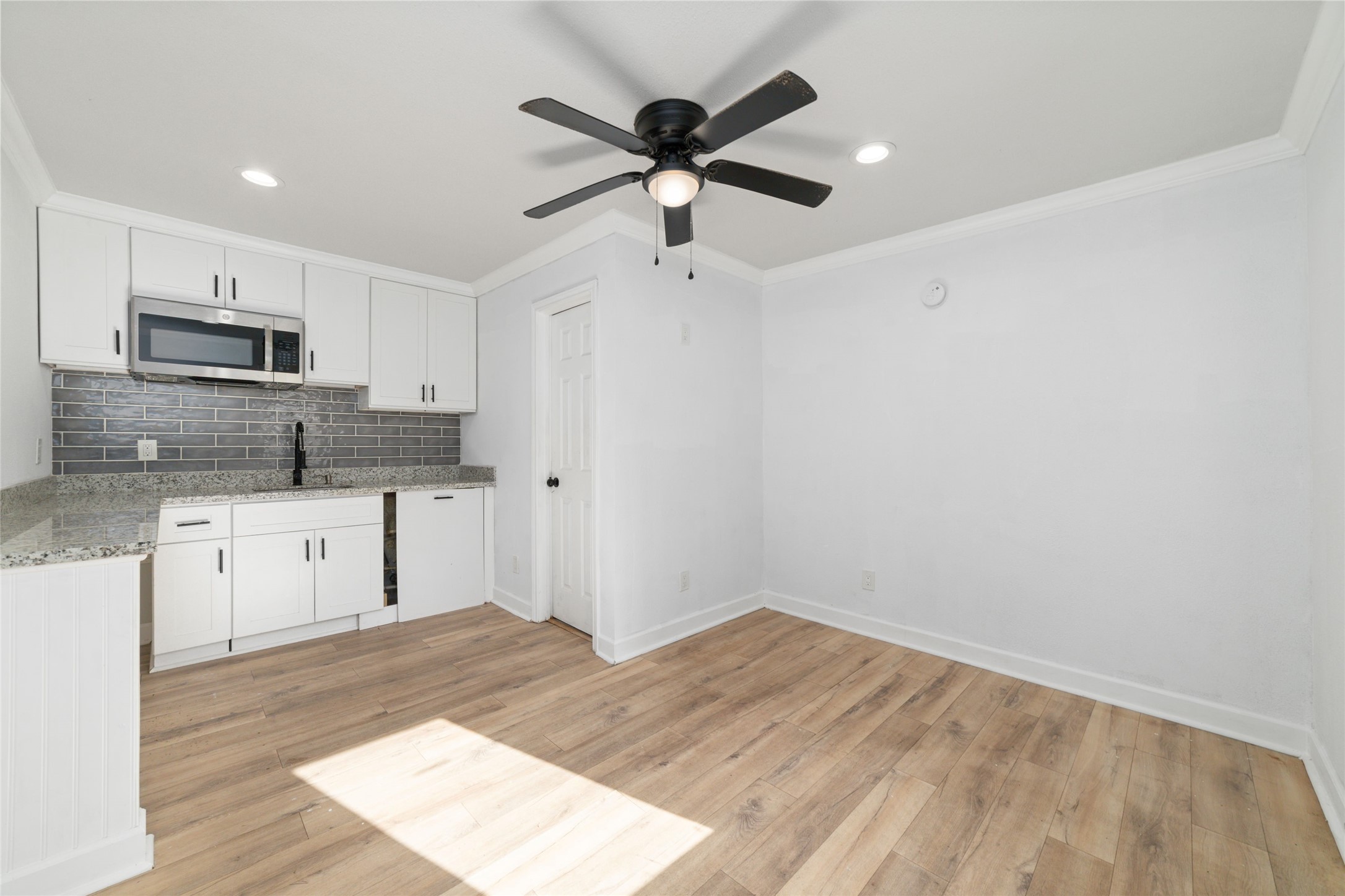 7125 Conley Street Property Photo 23