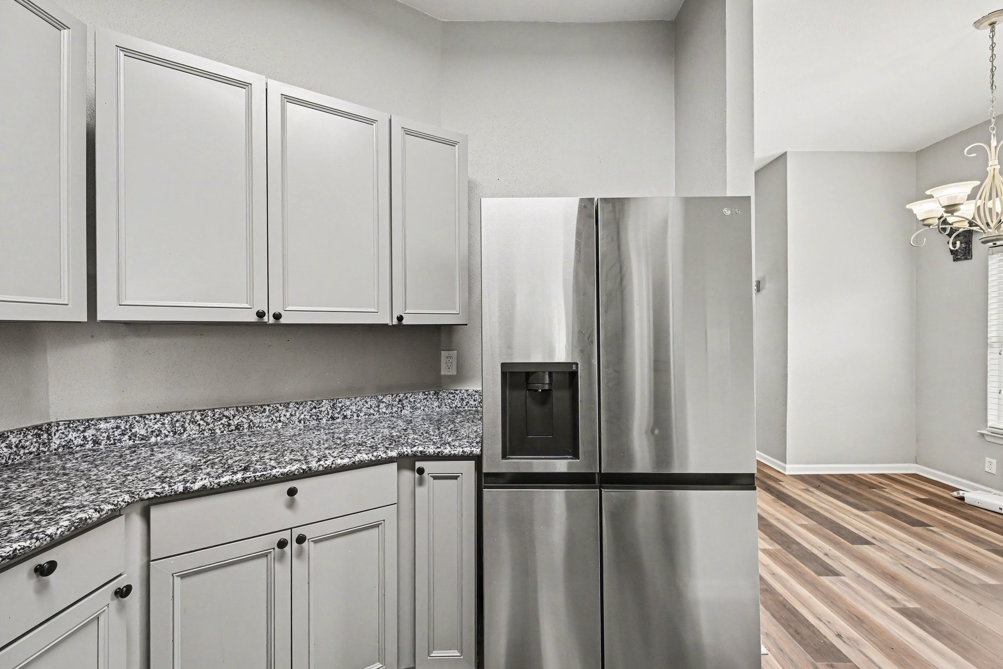 8404 Forest Ridge Drive Property Photo 16