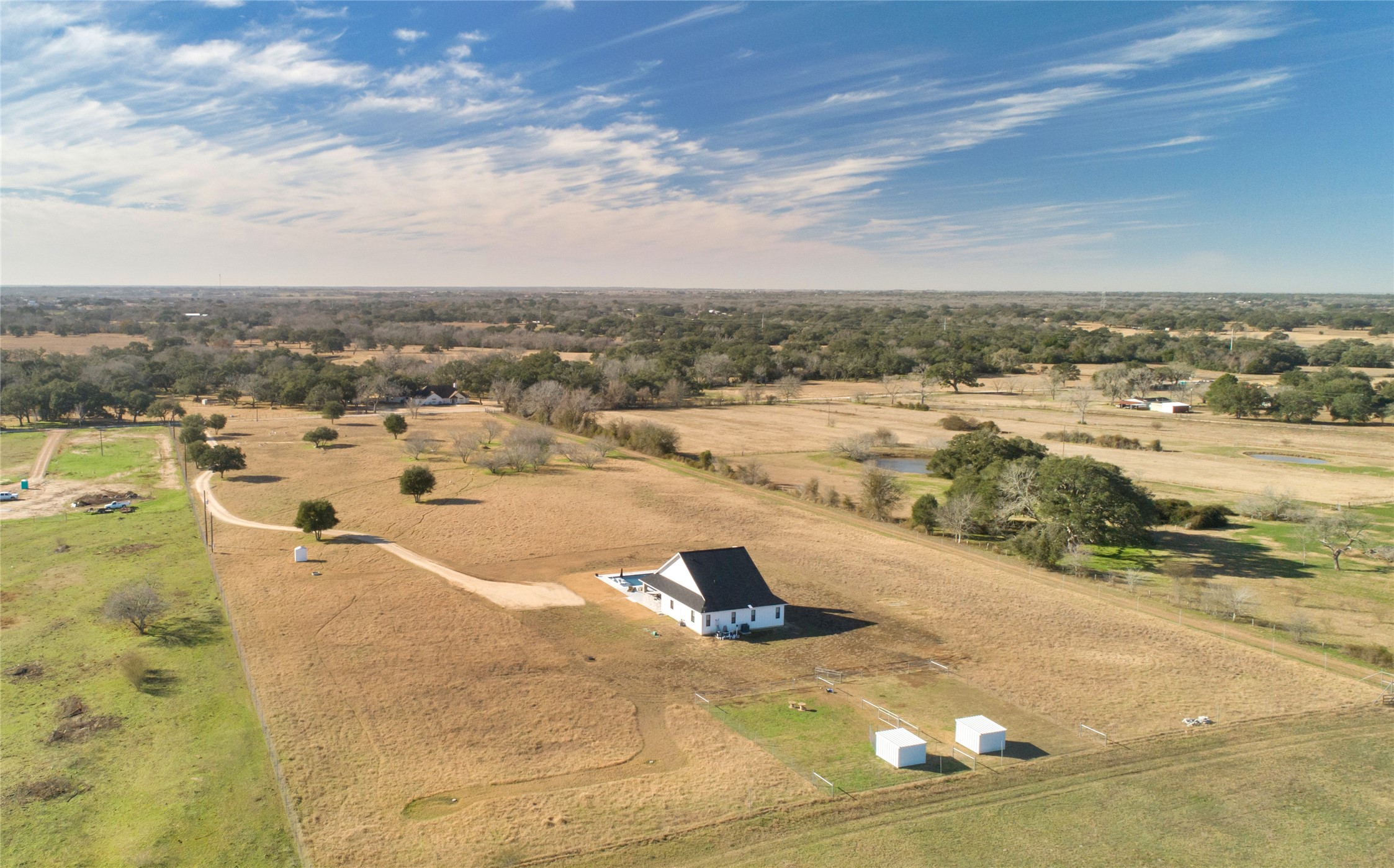 2122 County Road 324 Property Photo 2