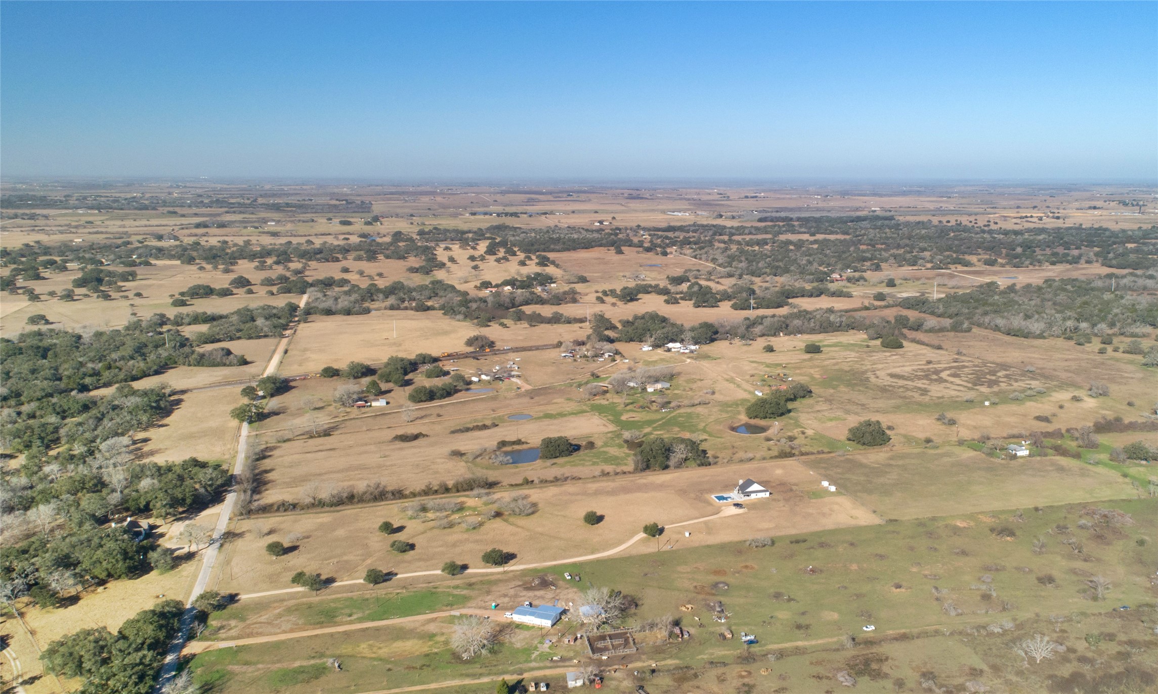 2122 County Road 324 Property Photo 3