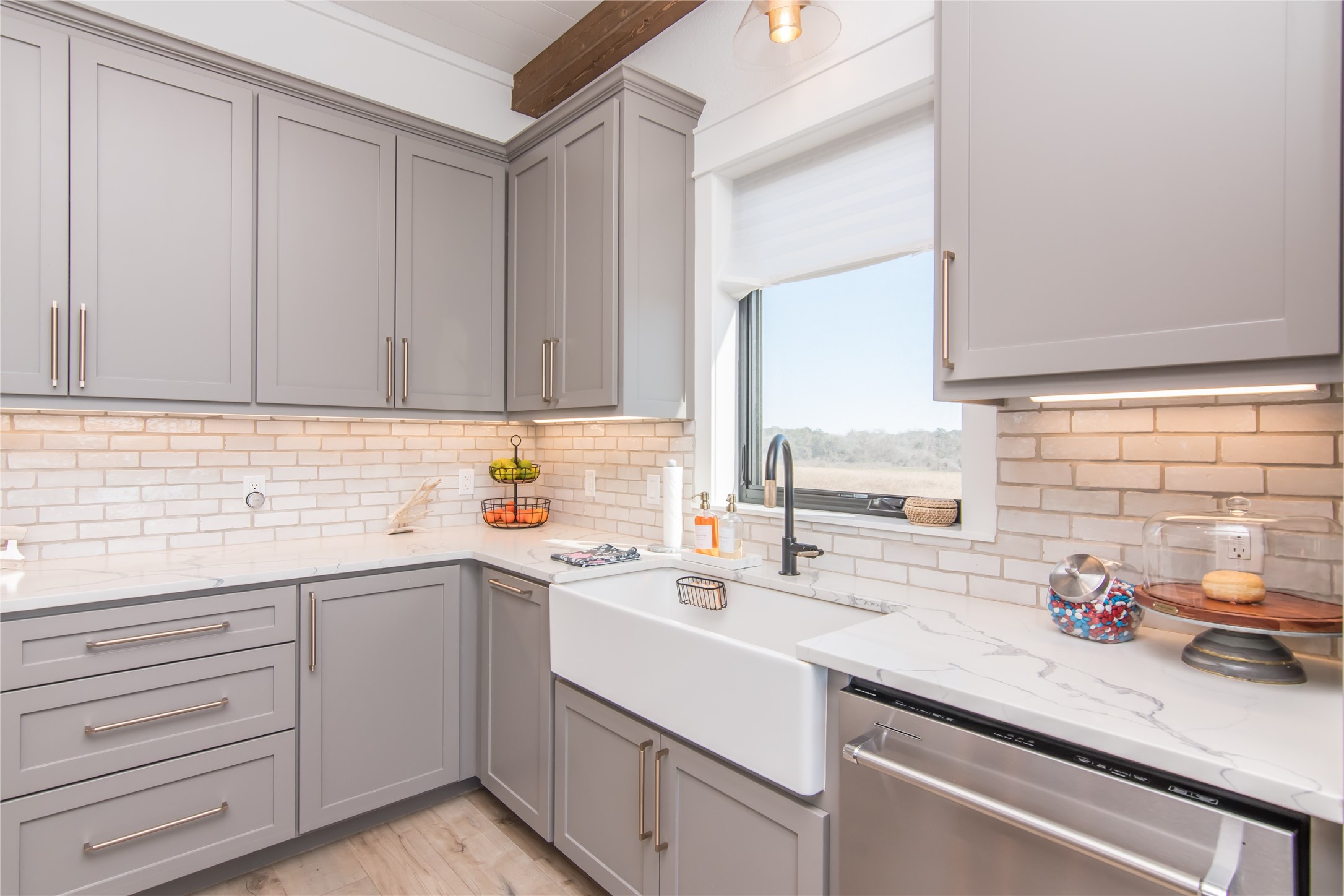 2122 County Road 324 Property Photo 13