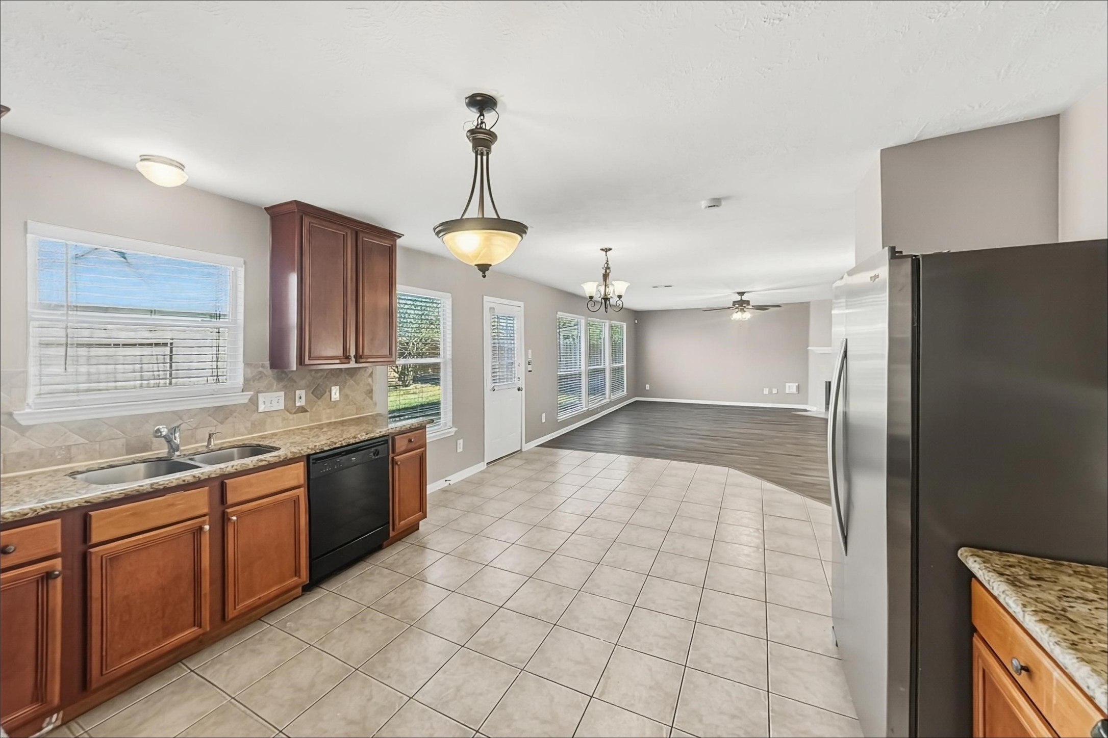 8514 Owen Lake Court Property Photo 2