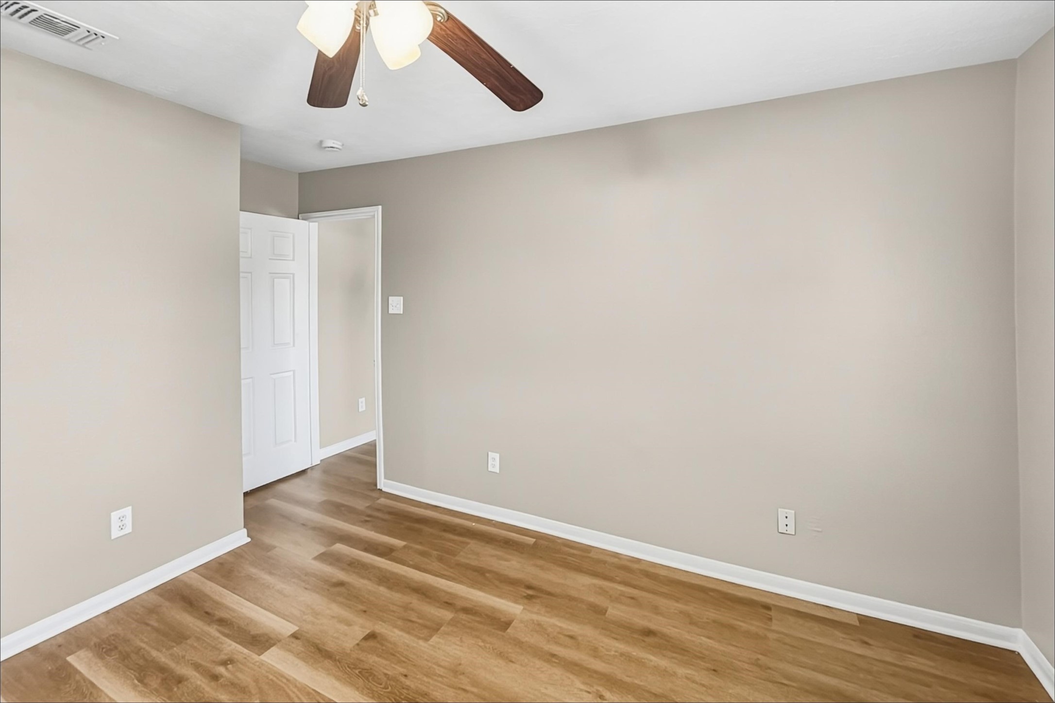 8514 Owen Lake Court Property Photo 23