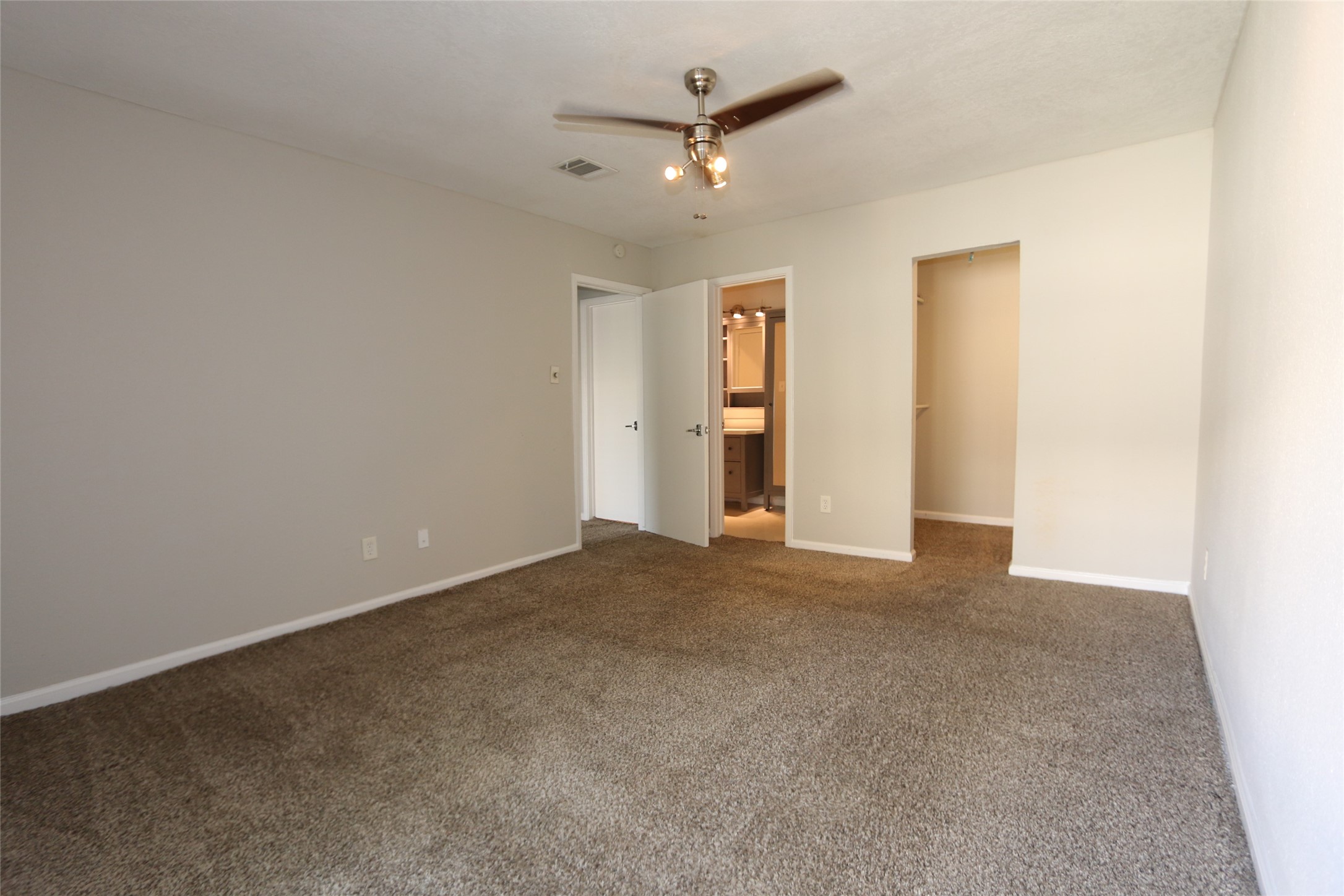 9556 Windswept Lane 9556 Property Photo 7